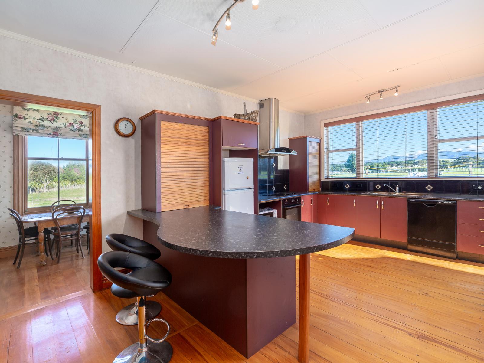 345 Norfolk Road, Carterton