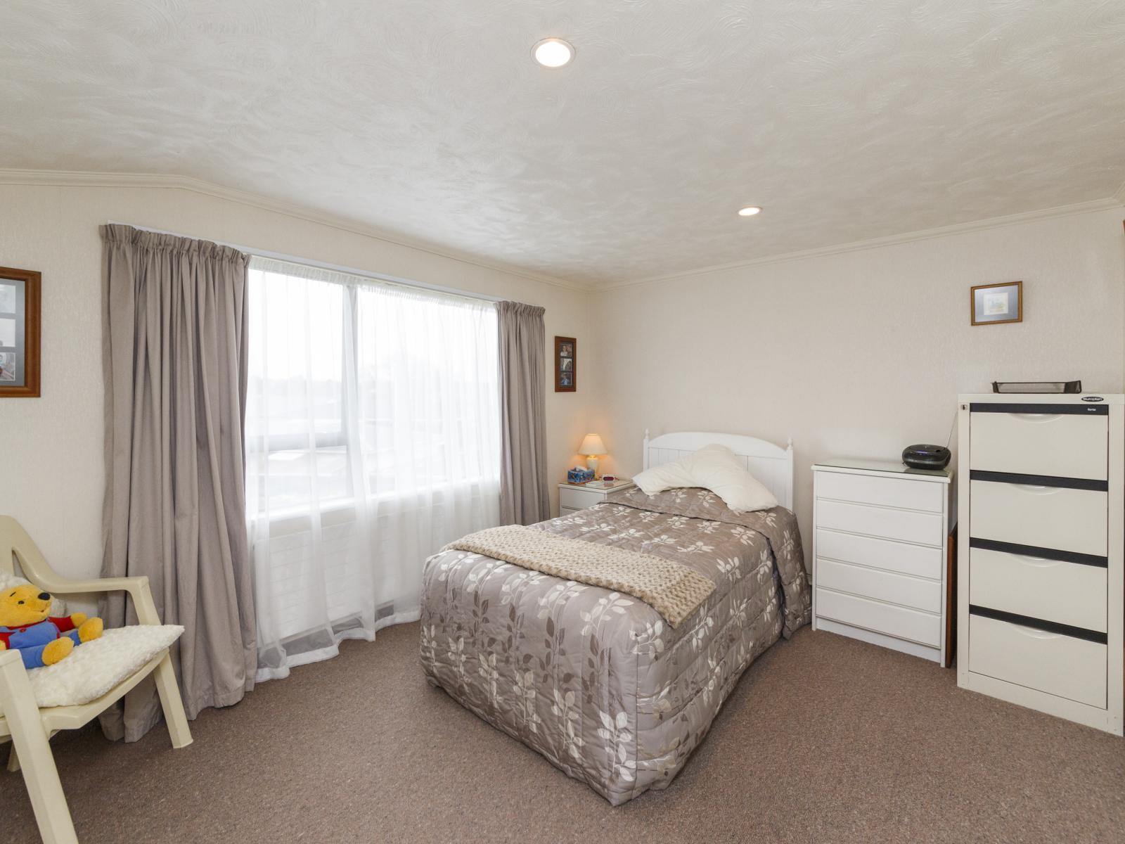 64 Fairview Ave, Feilding