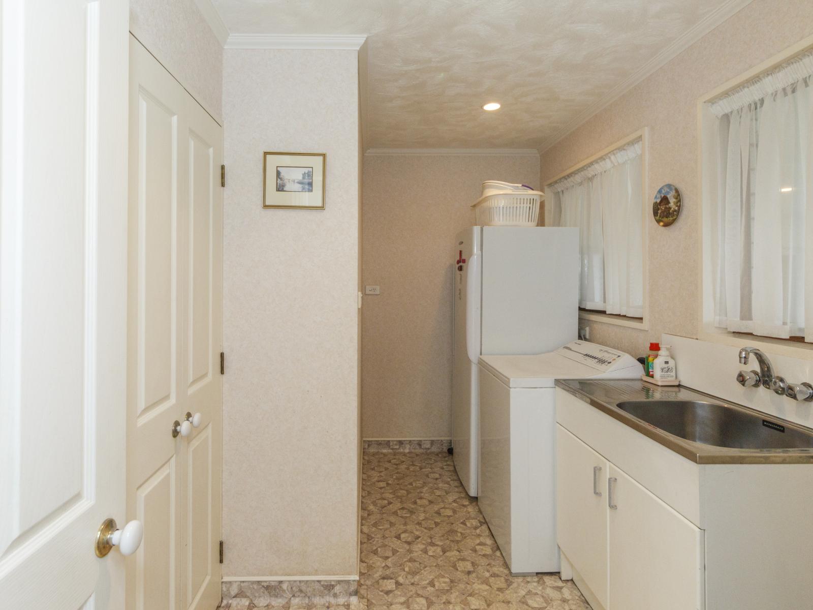 64 Fairview Ave, Feilding