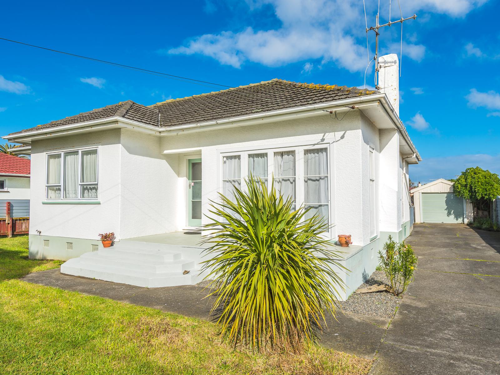 53 Thatcher Street, Castlecliff