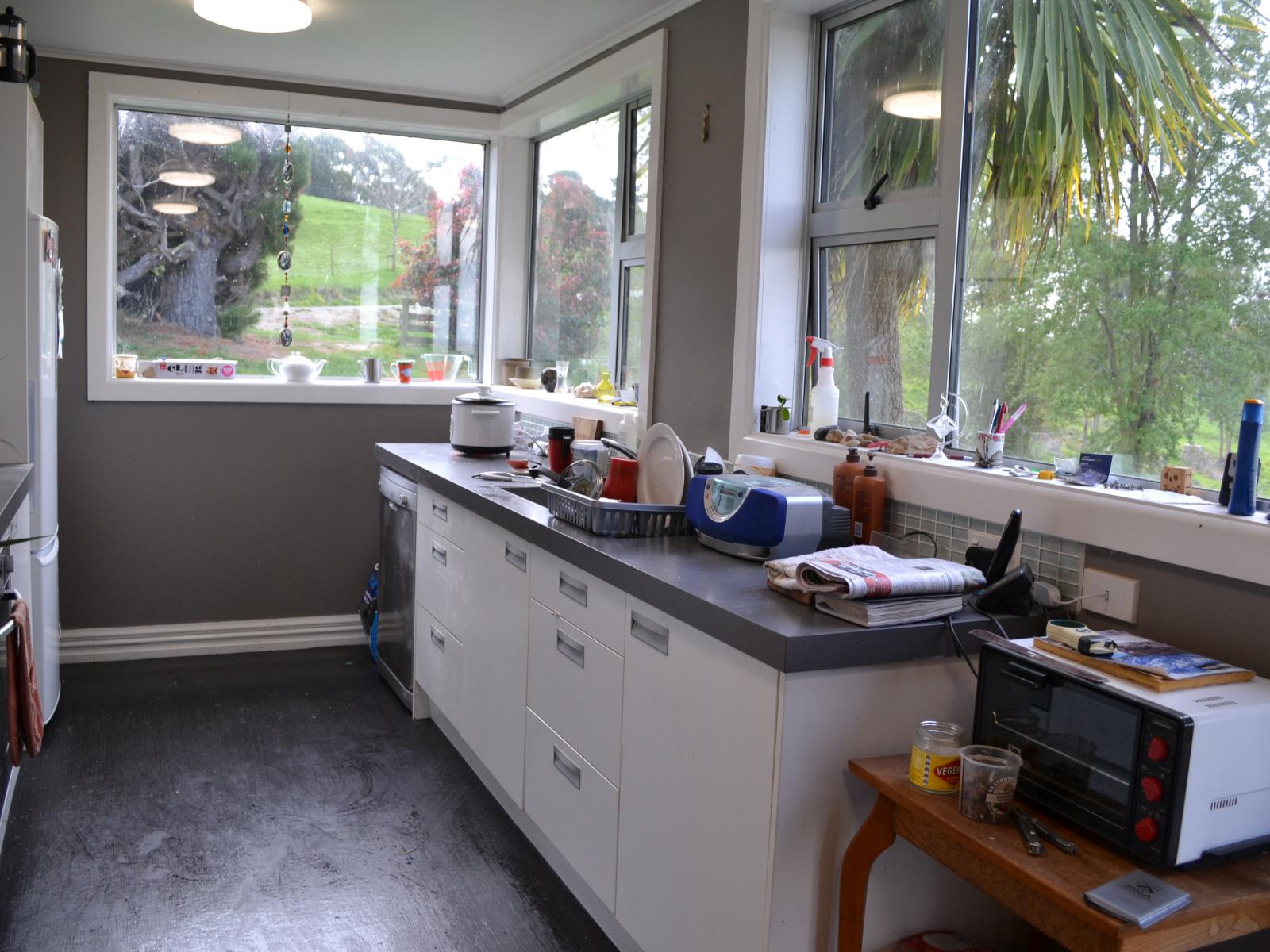 665 Dunrobin Road, Five Forks