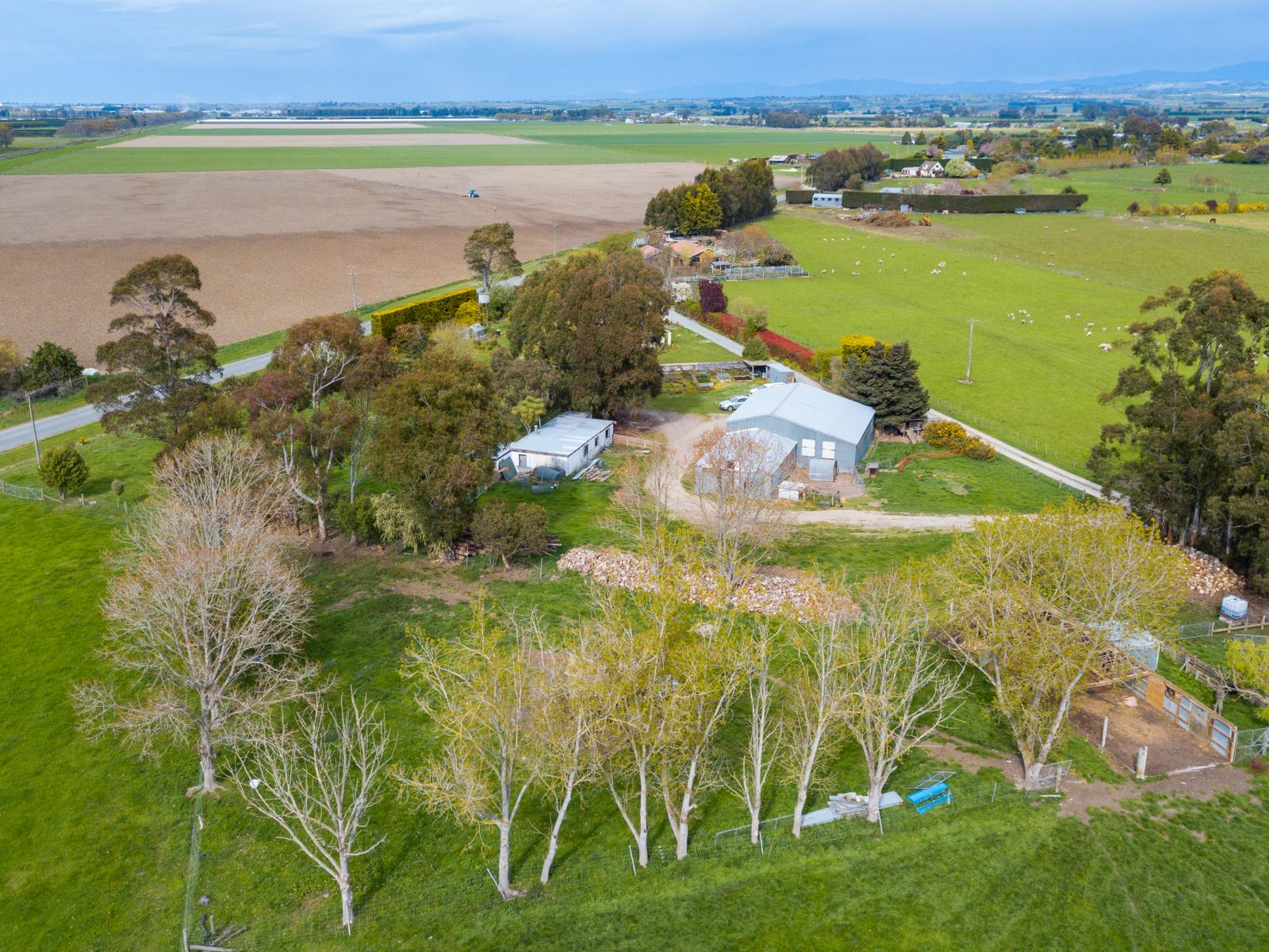 97 Hedley Road, Levels