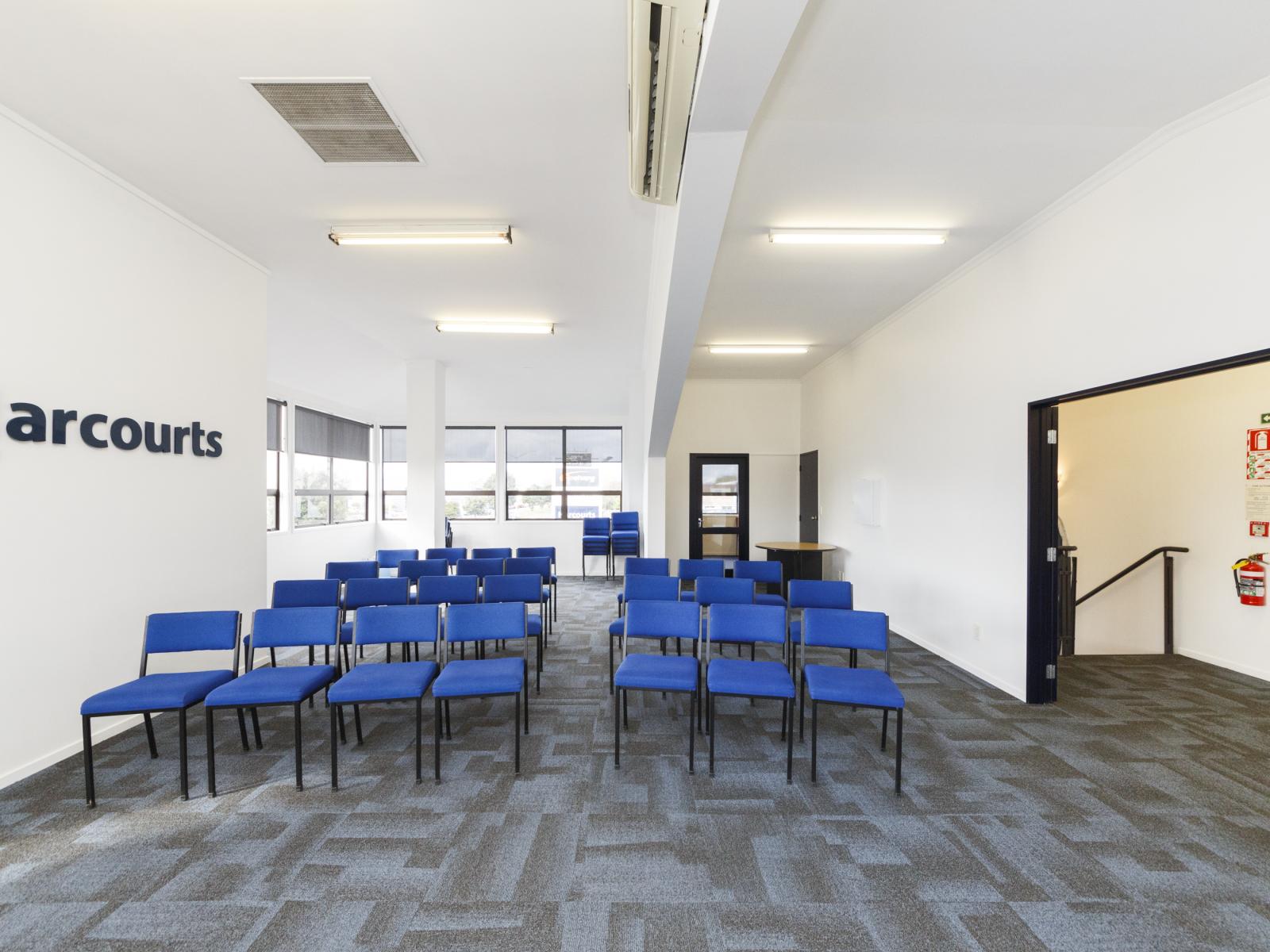 552 Main Street, Central