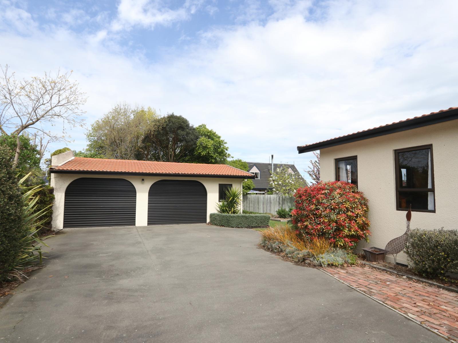 32 Farm Road, Allenton