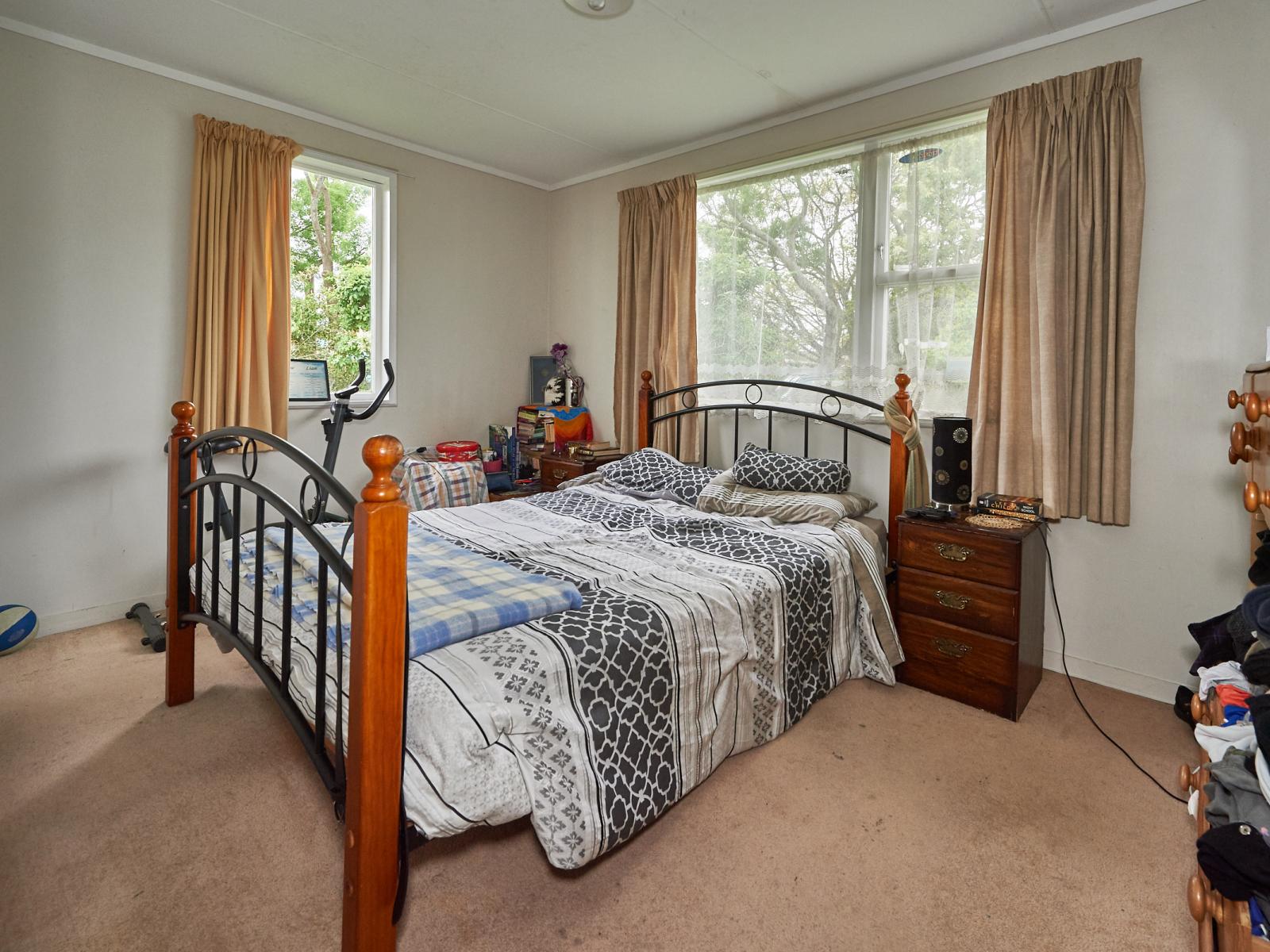 7A Nathan Place, West End