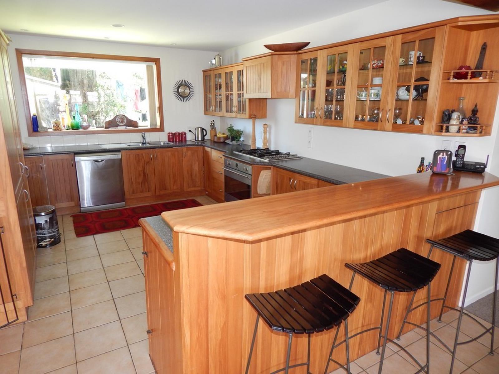 185 Queen Street, Westport