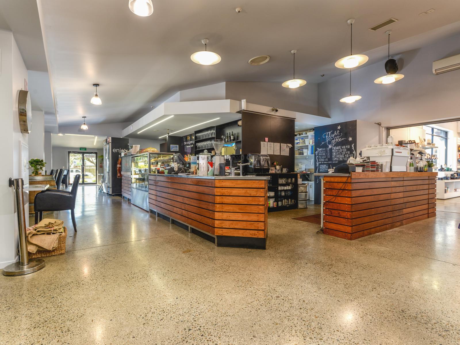 723 Main Street, Palmerston North