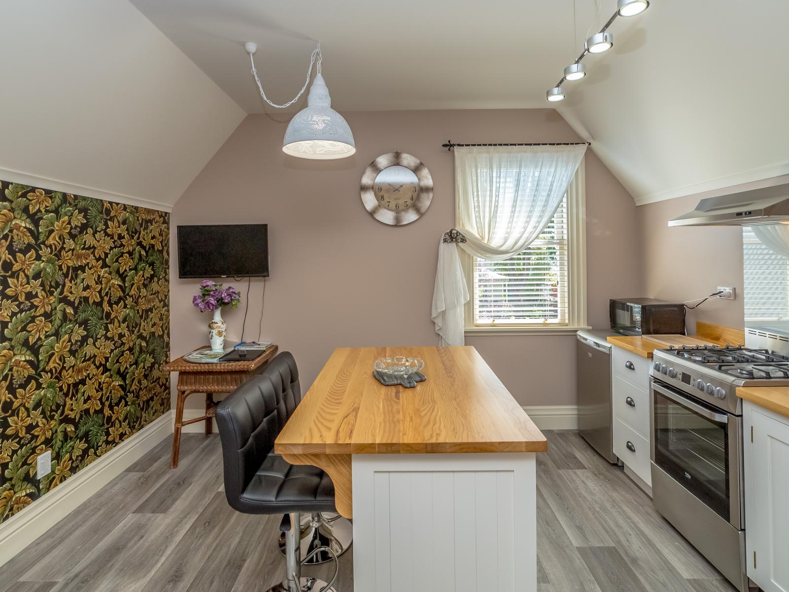 142 Main Street , Greytown