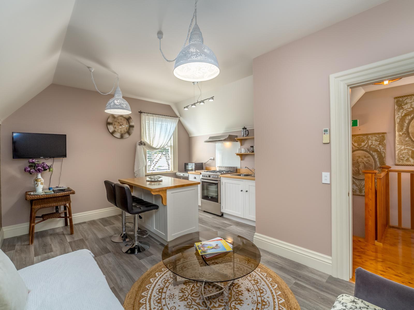 142 Main Street , Greytown