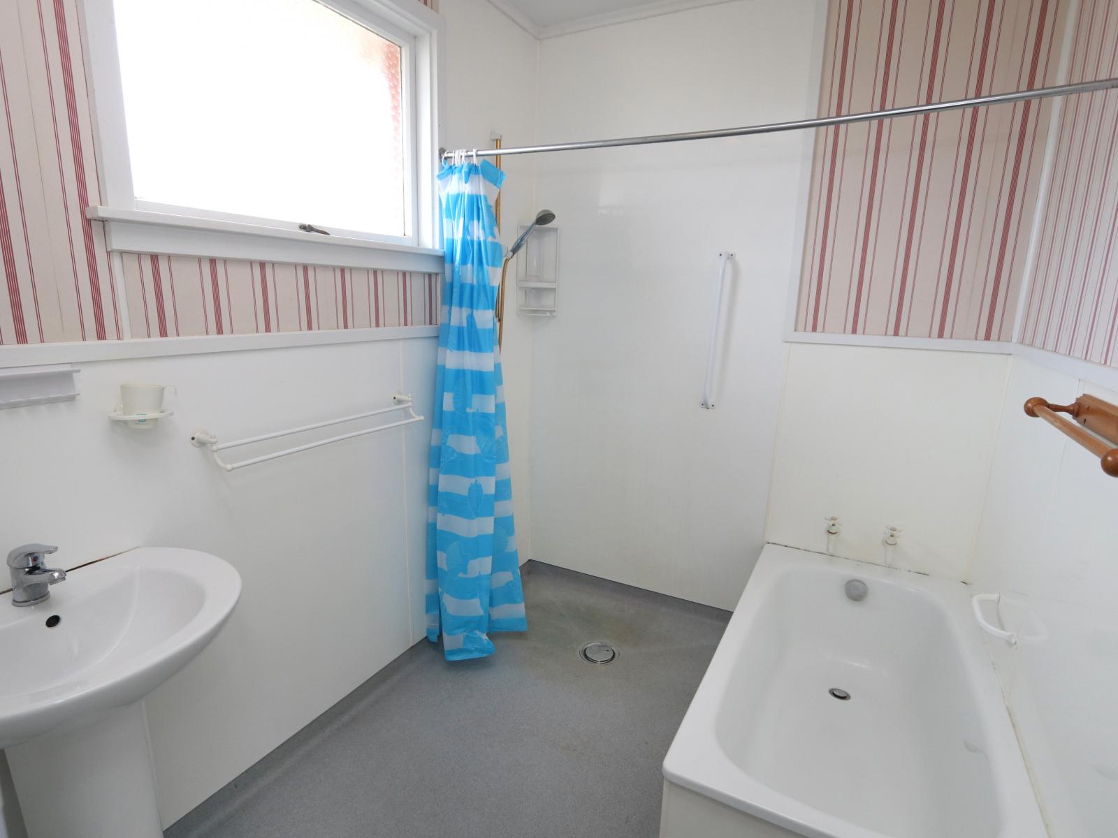 44 Reid Crescent, Allenton