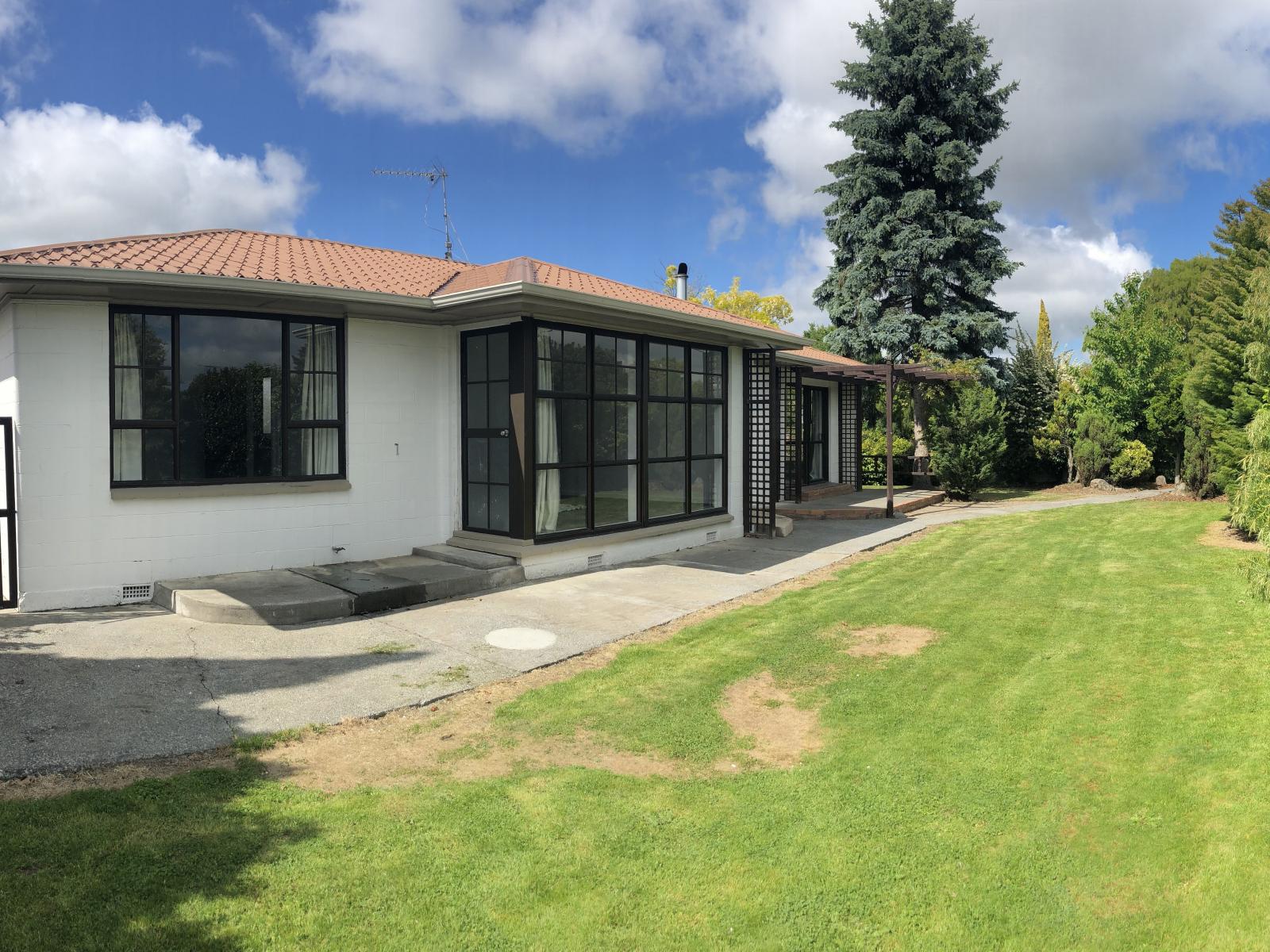 70 Creek Road, Allenton