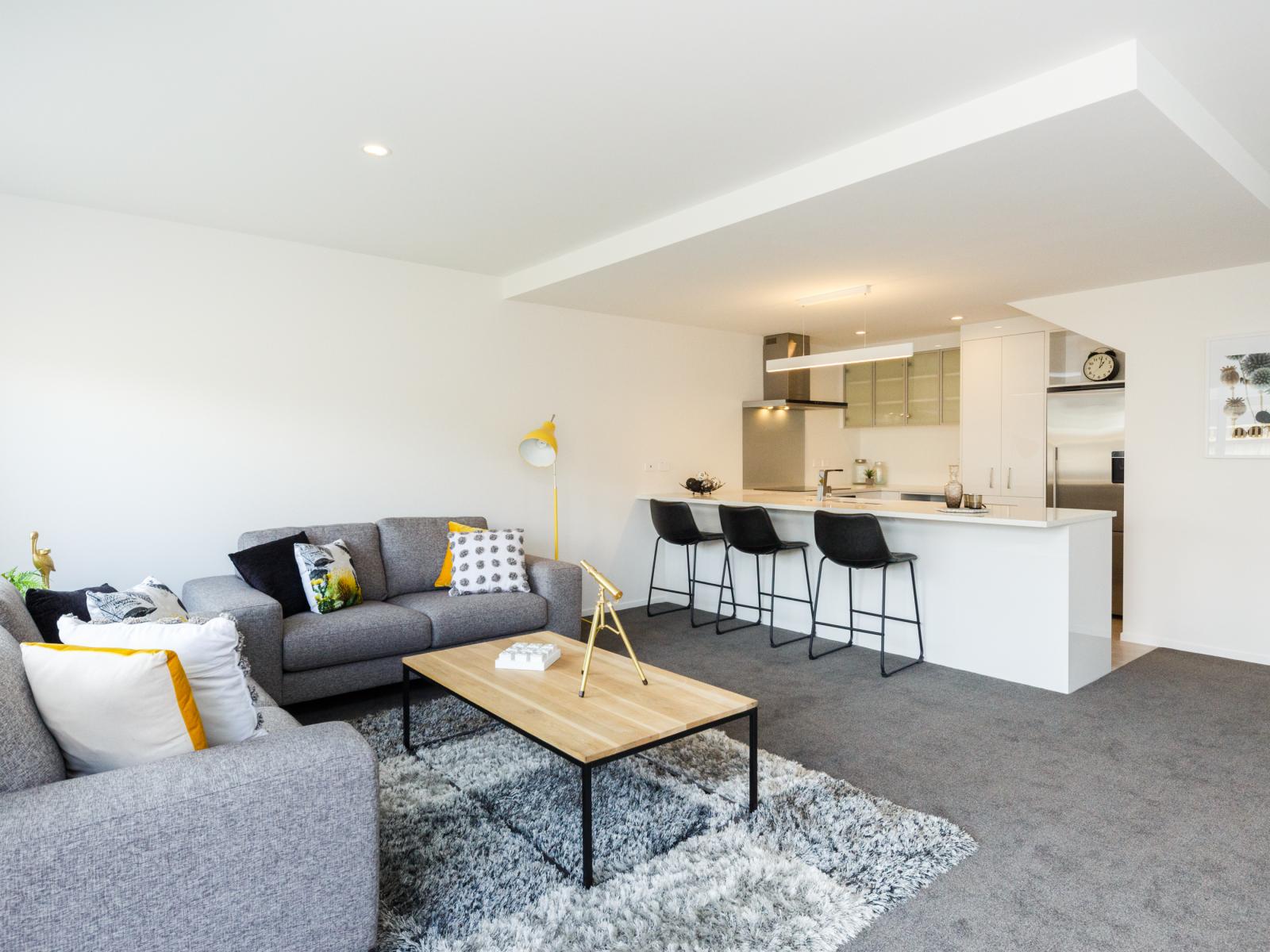 74/2 Roy Street, Central