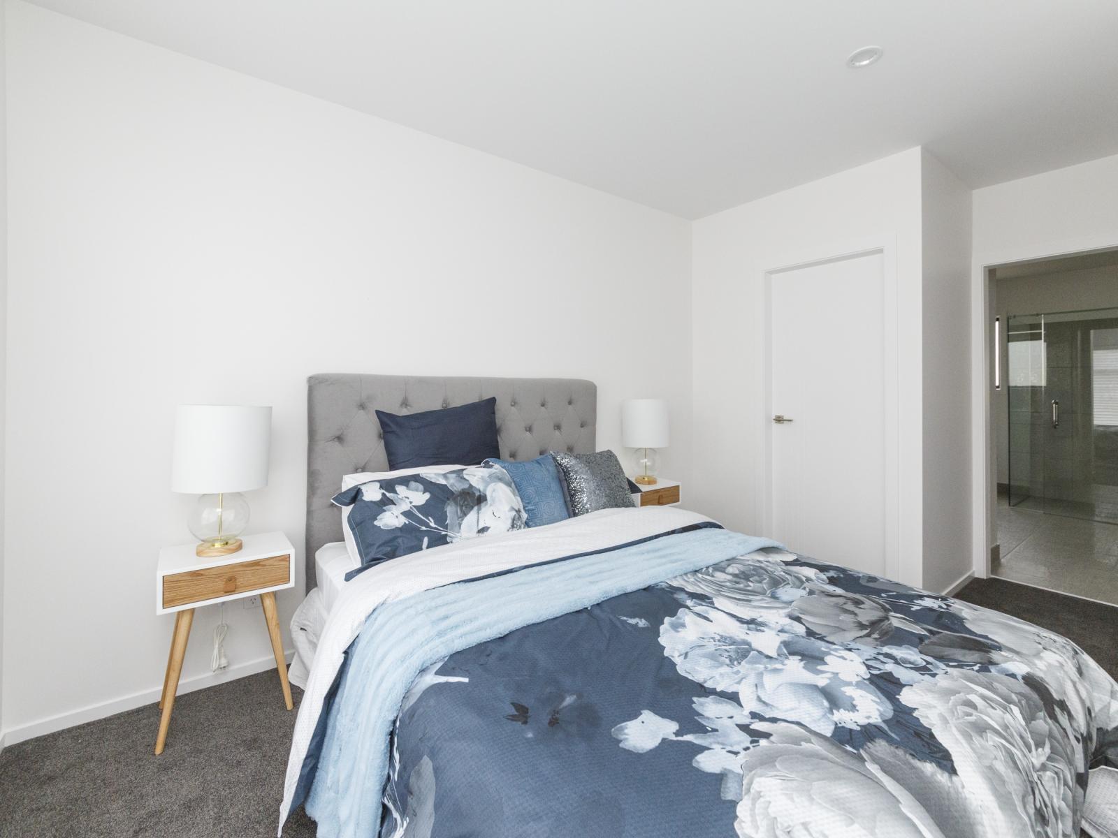 74/2 Roy Street, Central