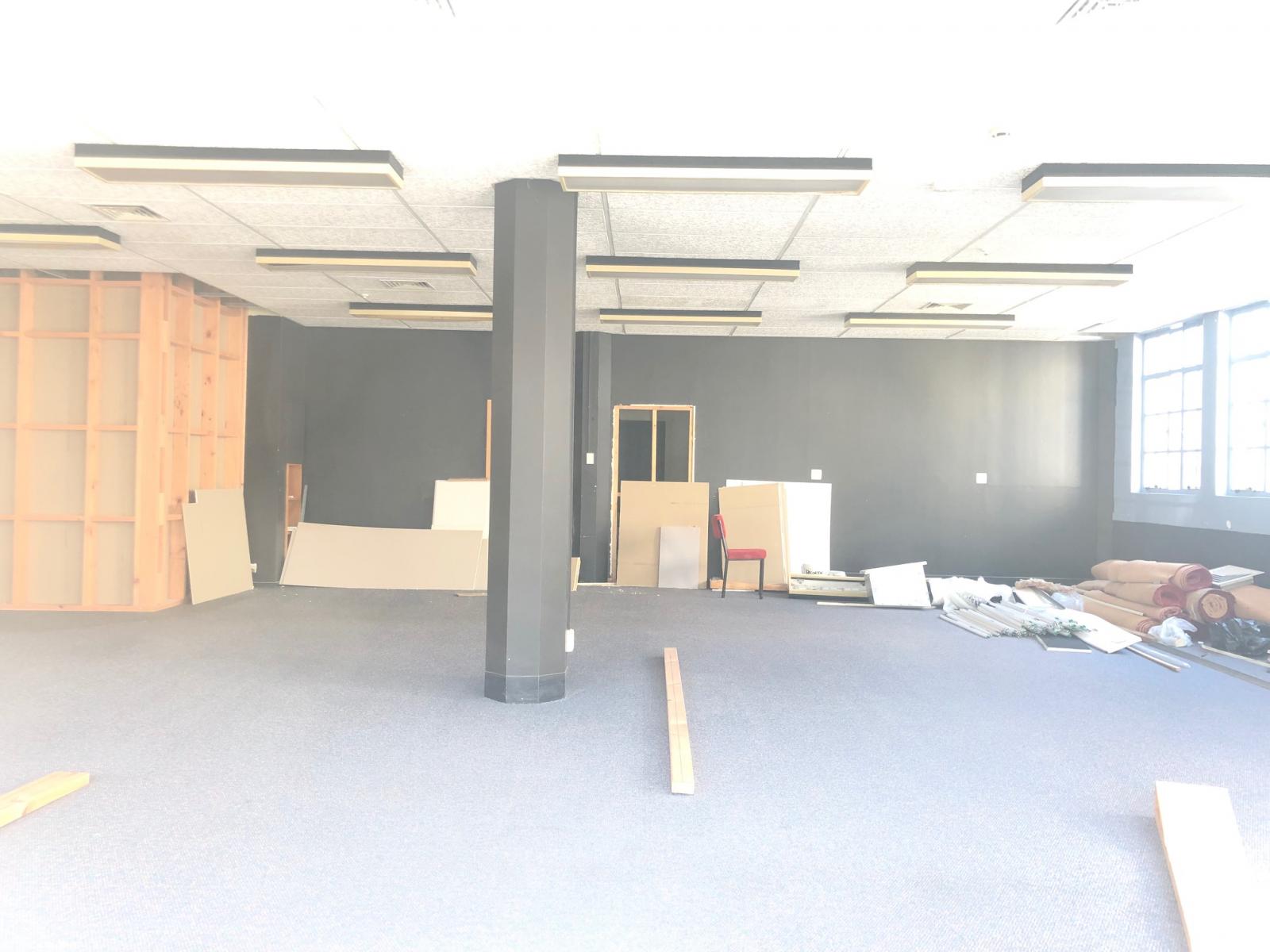 200 Queen Street West, Hastings