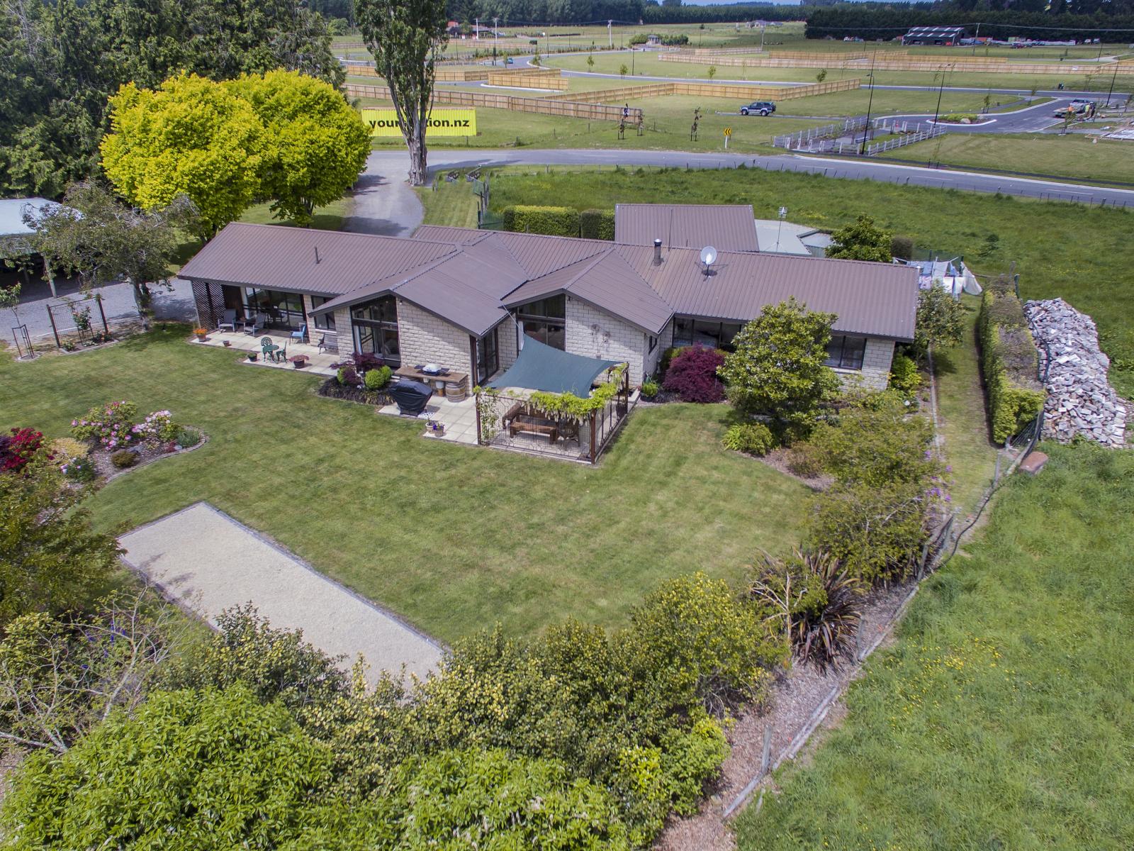 90 Gladstone Road, Woodend