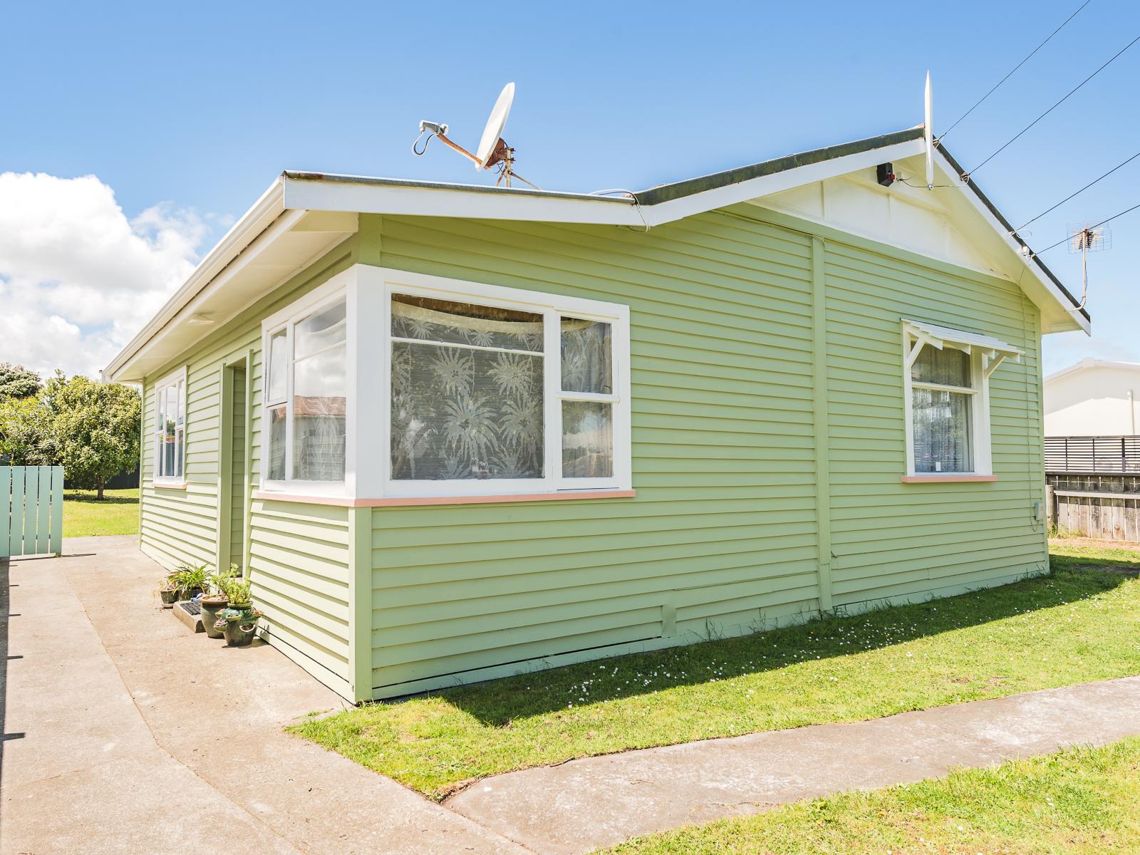 12 Karaka Street, Castlecliff