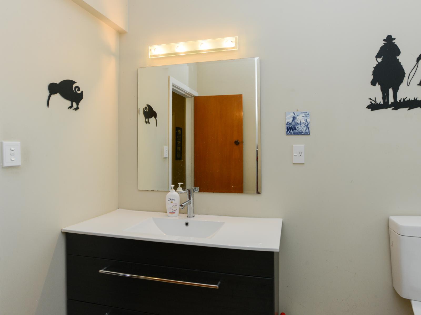 3435 State Highway 2, Takapau