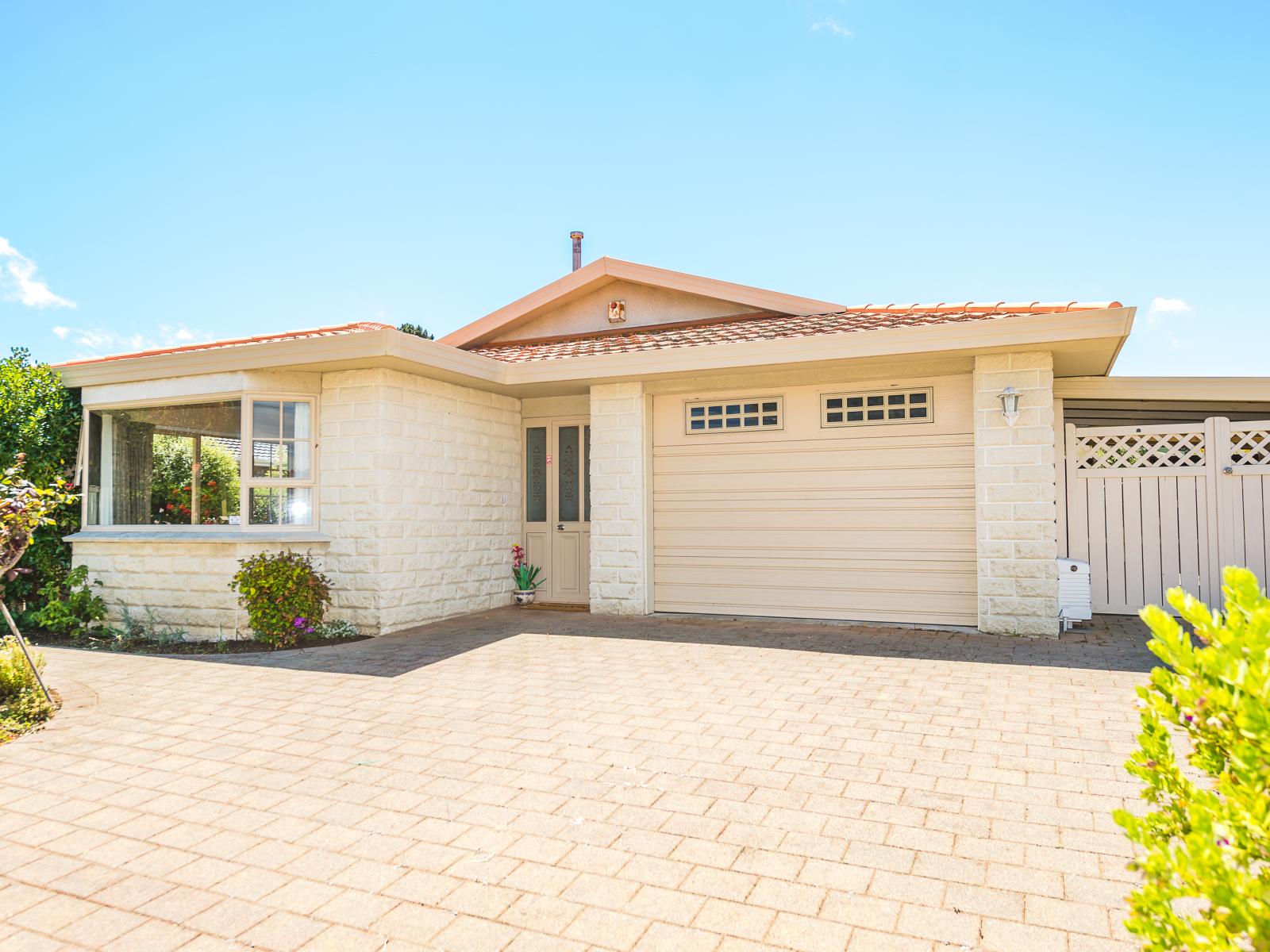 30 Kakaho Drive, Tawhero