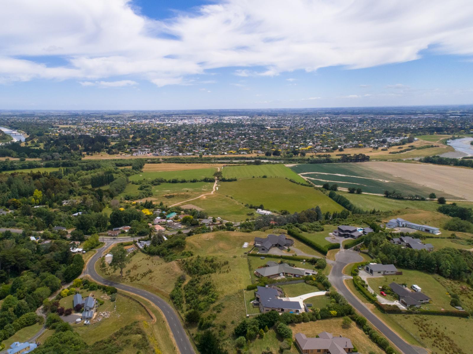 Polson Hill Drive, Aokautere
