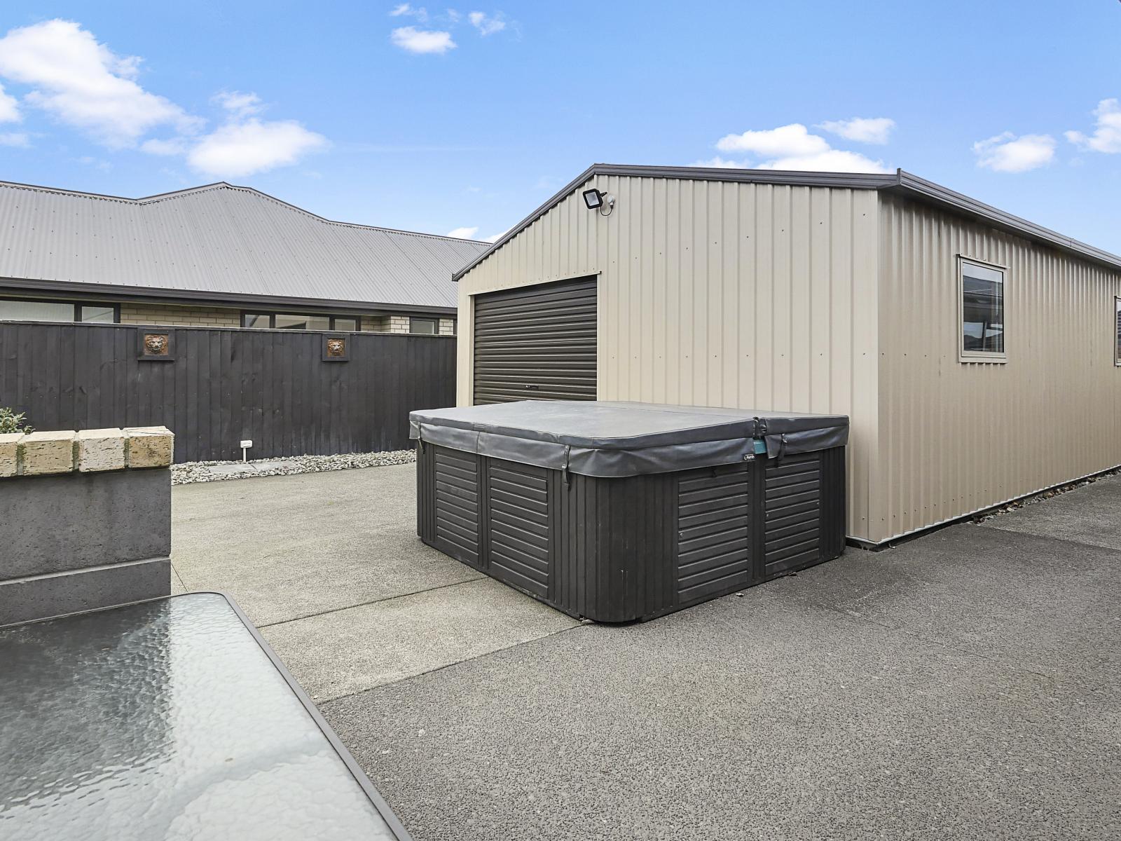 9 Lloyds Close, Rolleston
