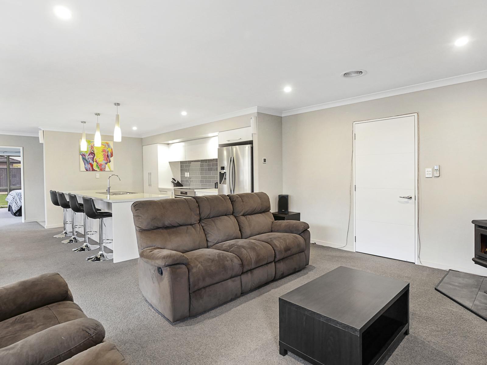 9 Lloyds Close, Rolleston