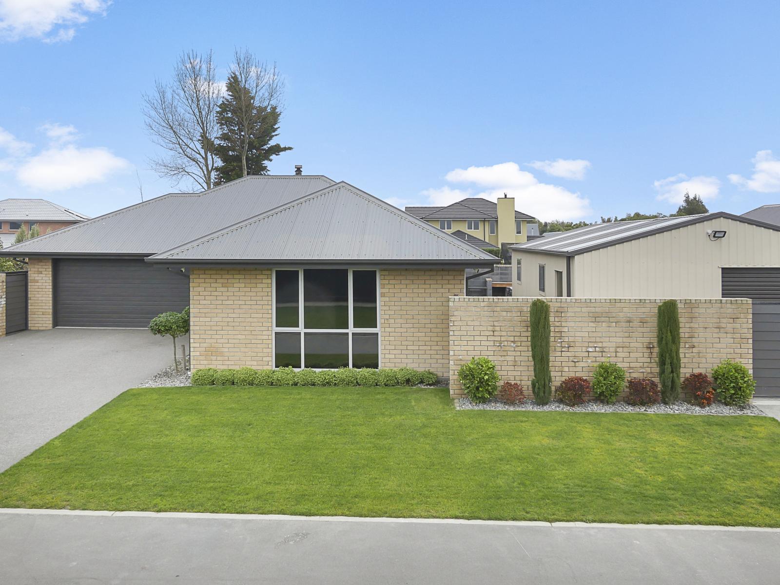 9 Lloyds Close, Rolleston