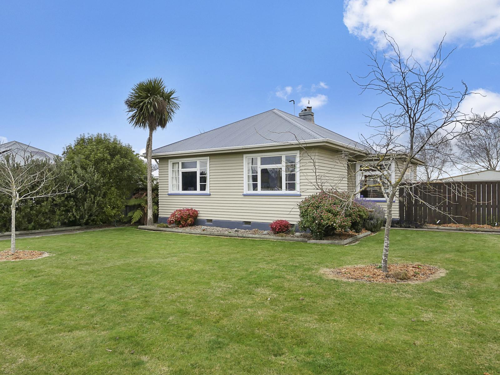 6 Spring Place, Leeston