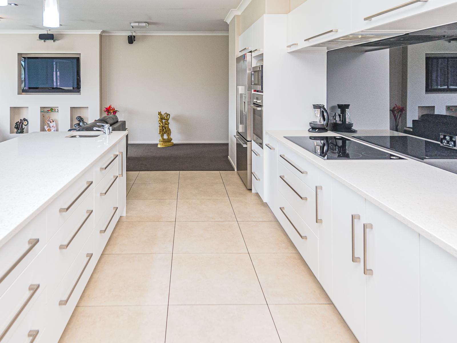 5 Lithgow Drive, Otamatea