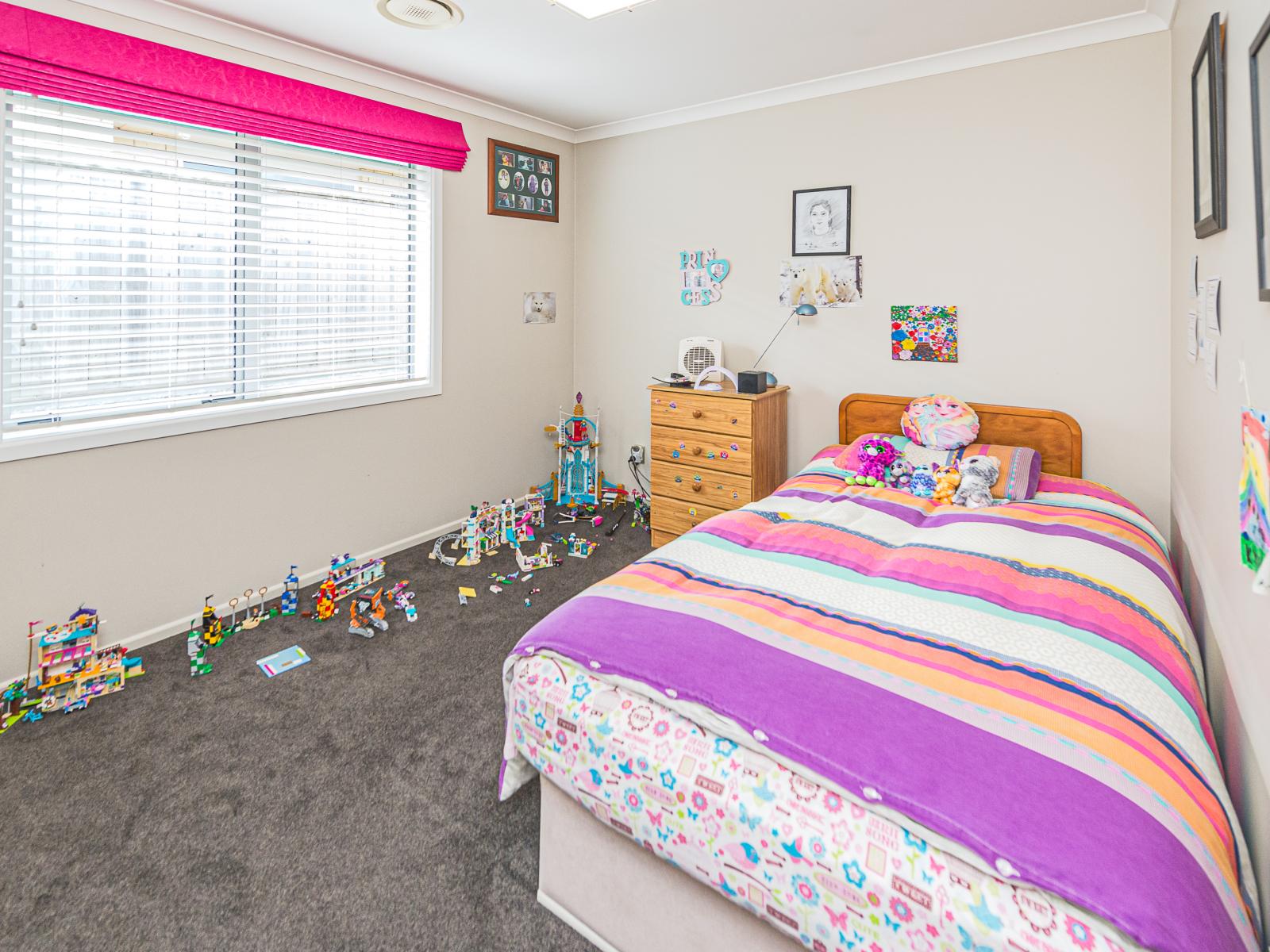 5 Lithgow Drive, Otamatea