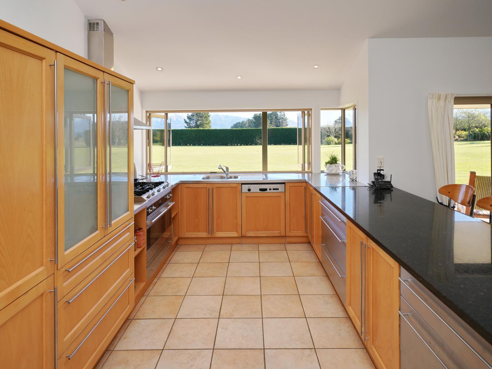 60 Depot Road, View Hill