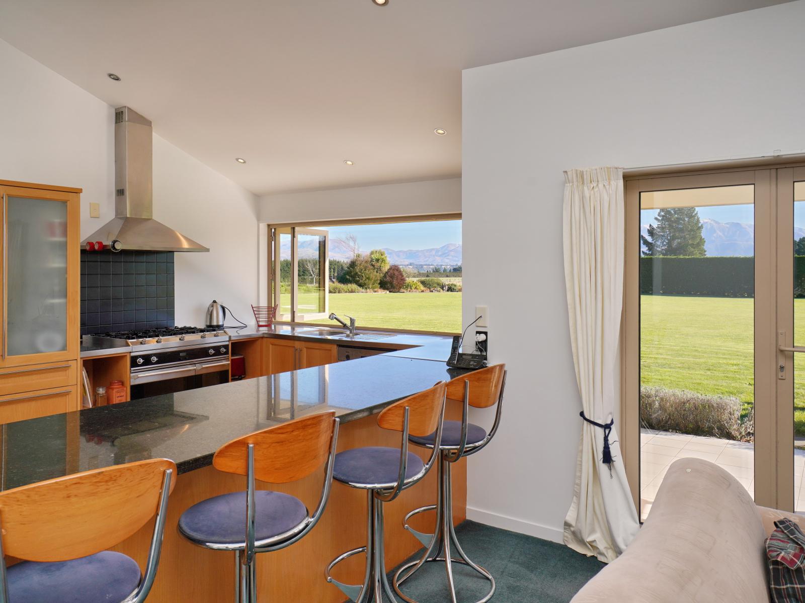 60 Depot Road, View Hill