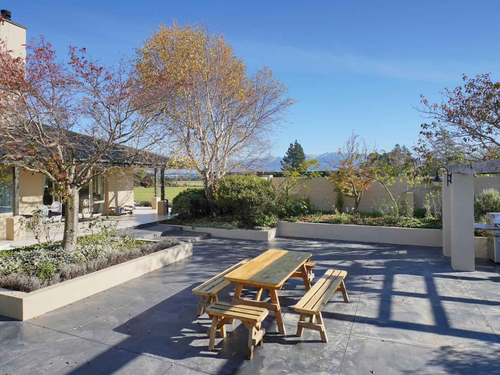 60 Depot Road, View Hill