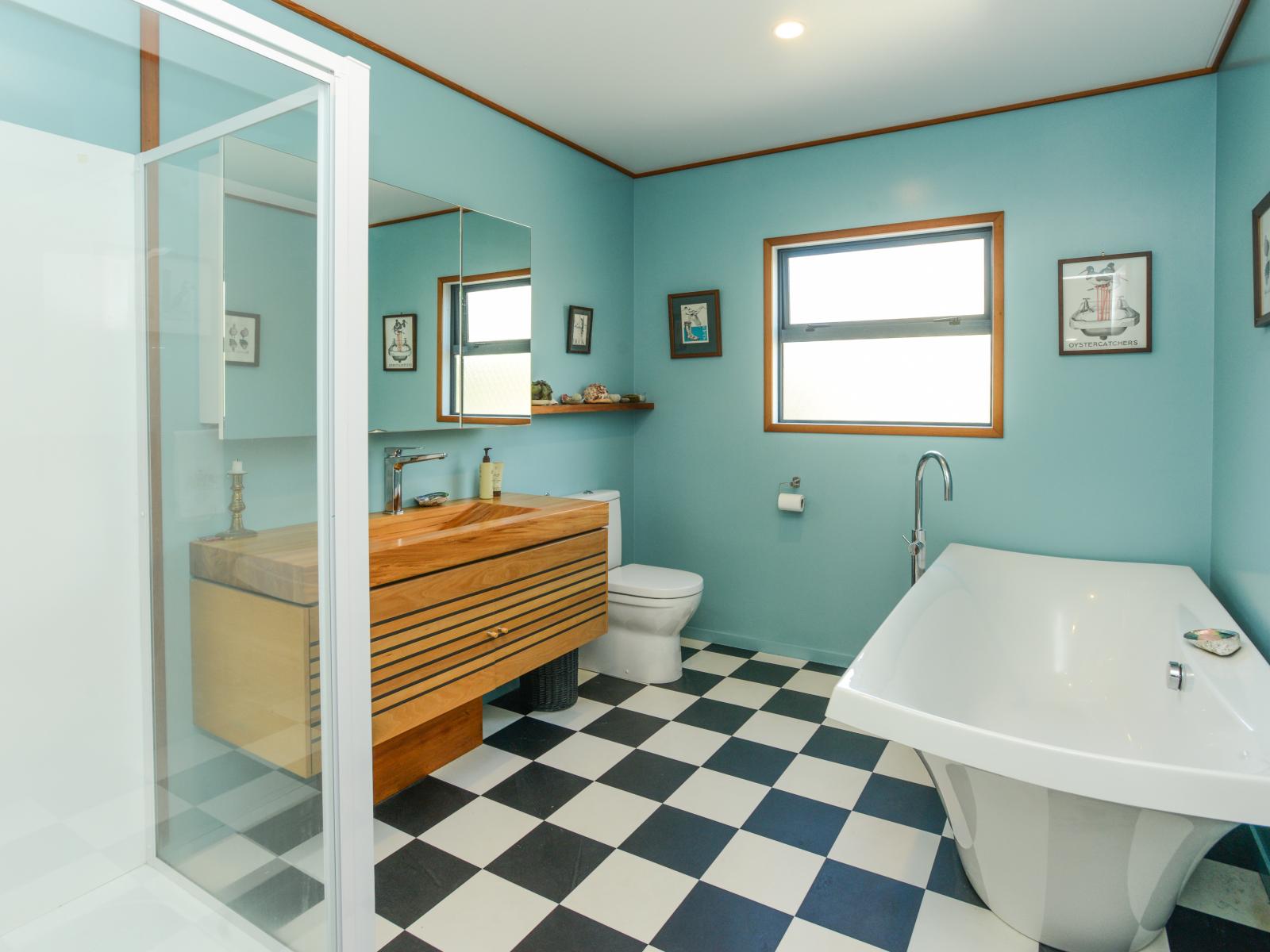 43 Shoal Beach Road, Shoal Bay