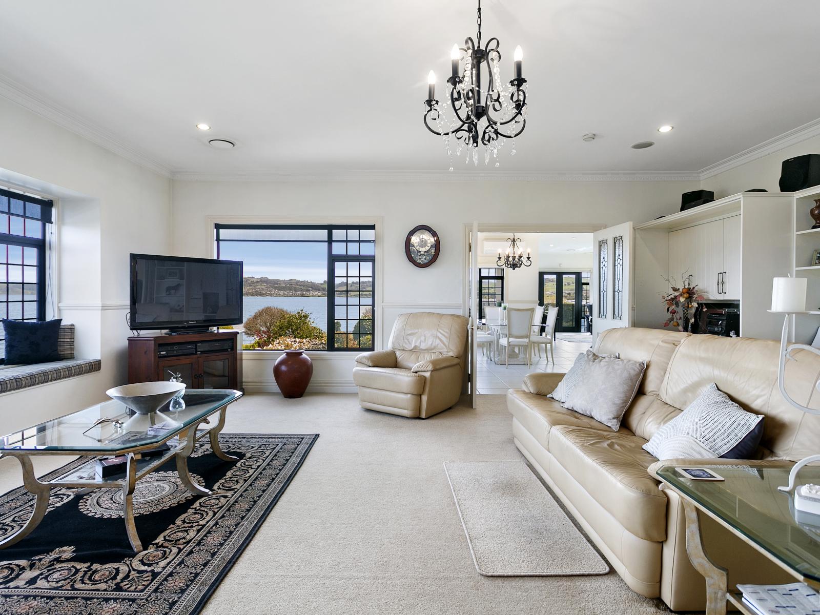 1 Pataka Road, Taupo