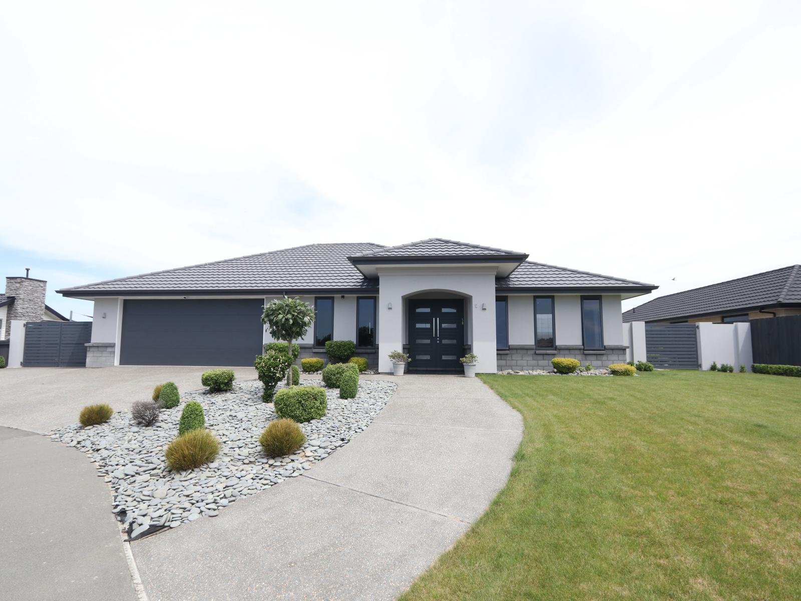 5 Trent Place, Huntingdon