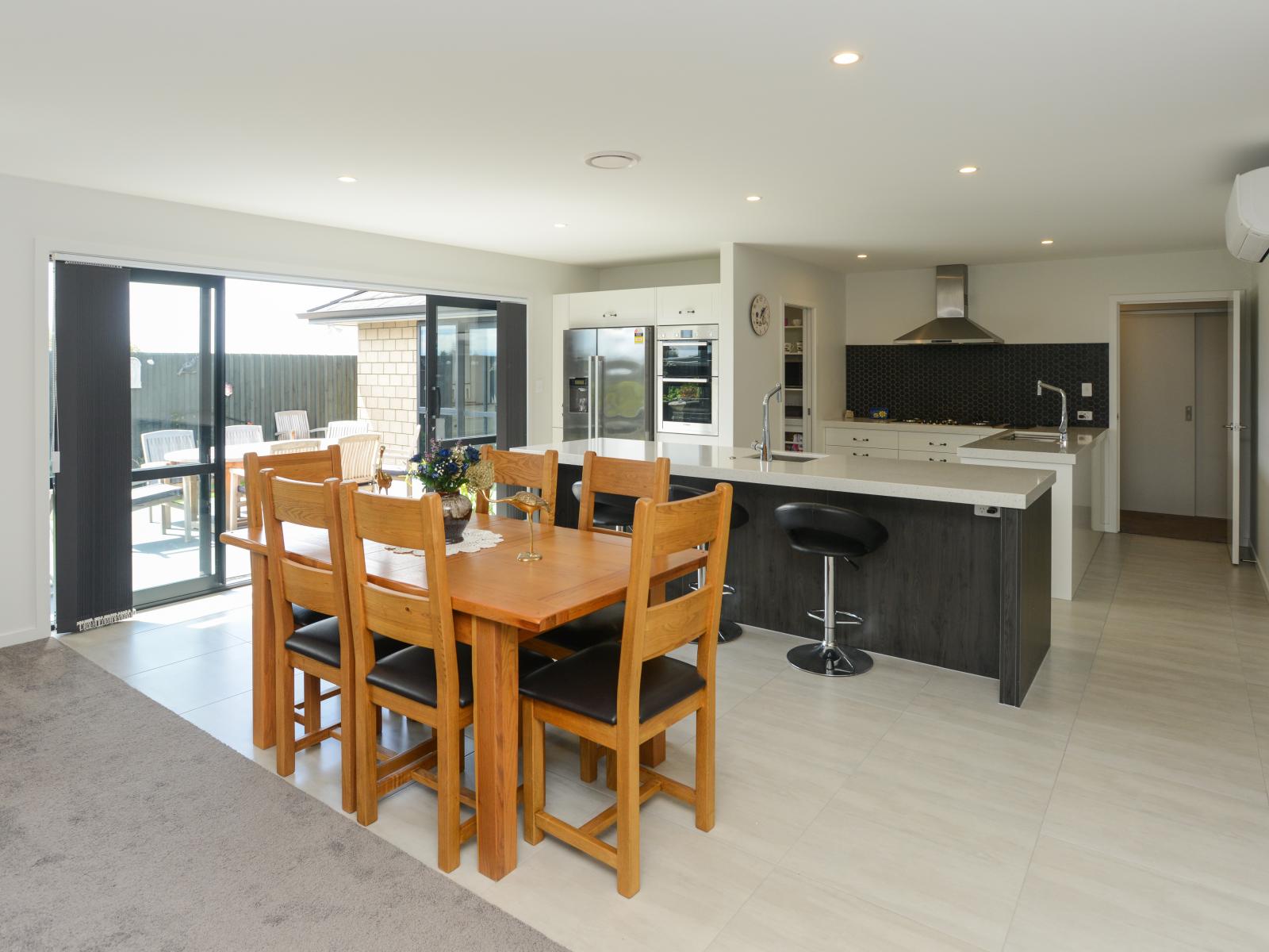 12 Smidt Lane, Mahora