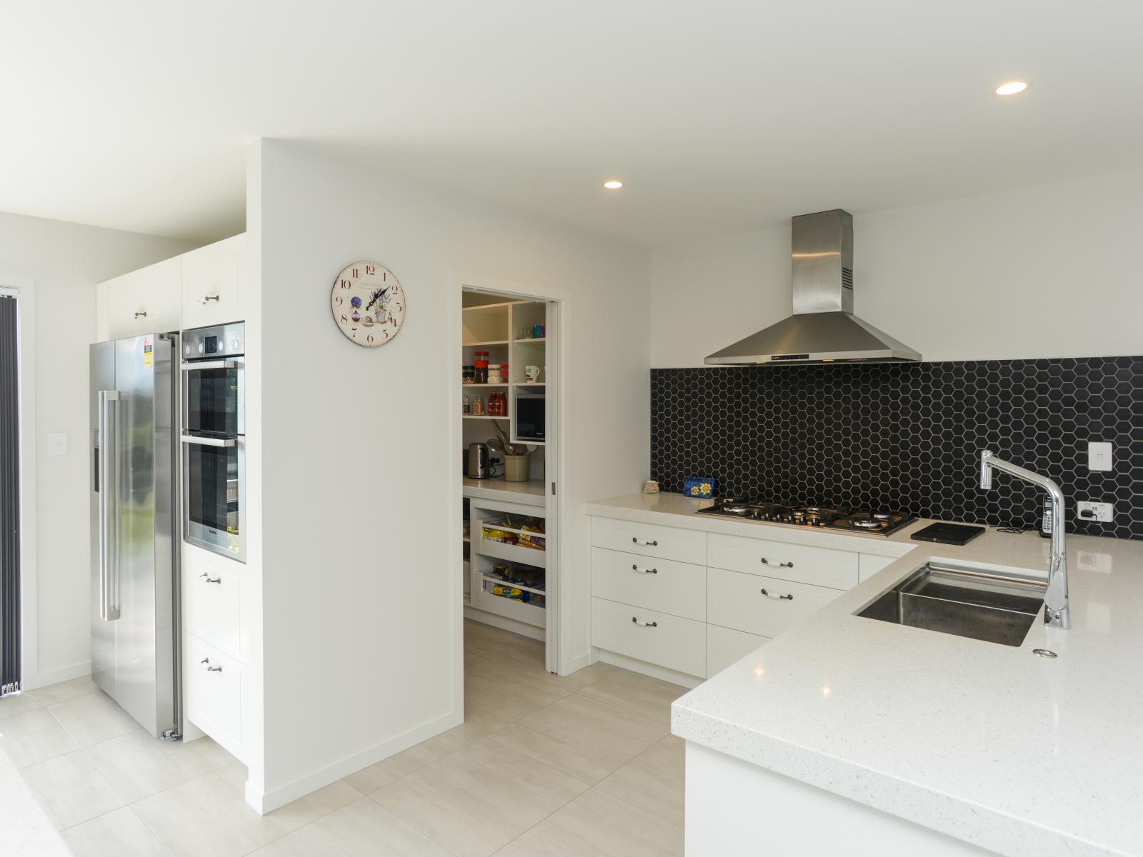 12 Smidt Lane, Mahora