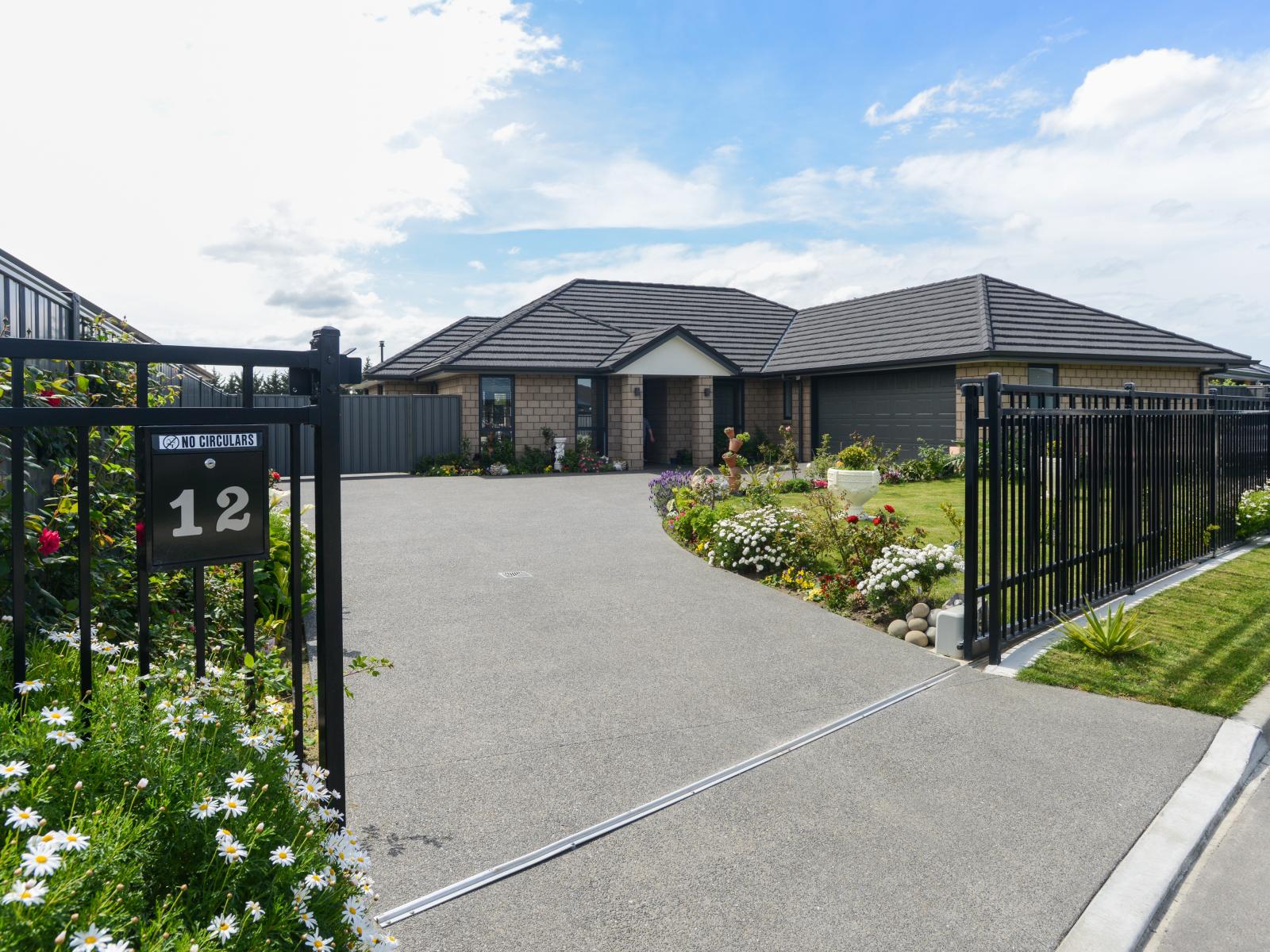 12 Smidt Lane, Mahora