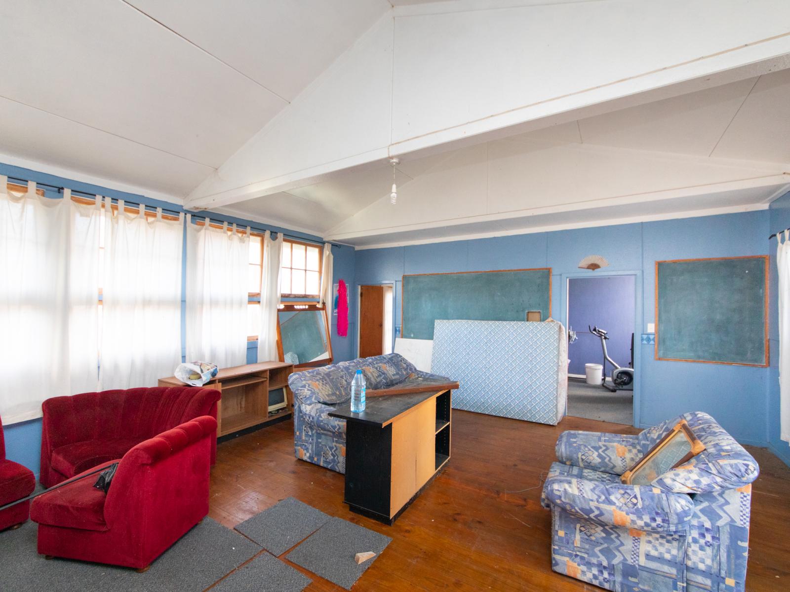 1110 State Highway 1, Himatangi