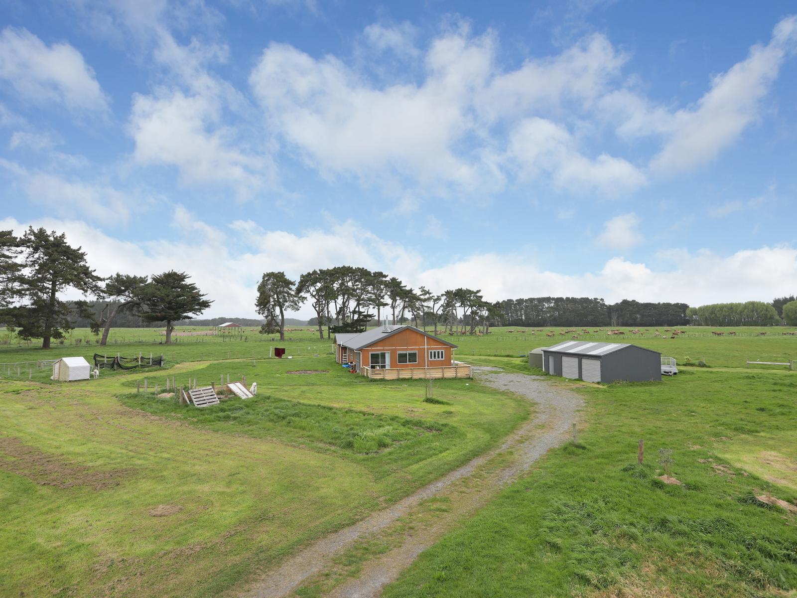 1105E Santoft Road, Bulls