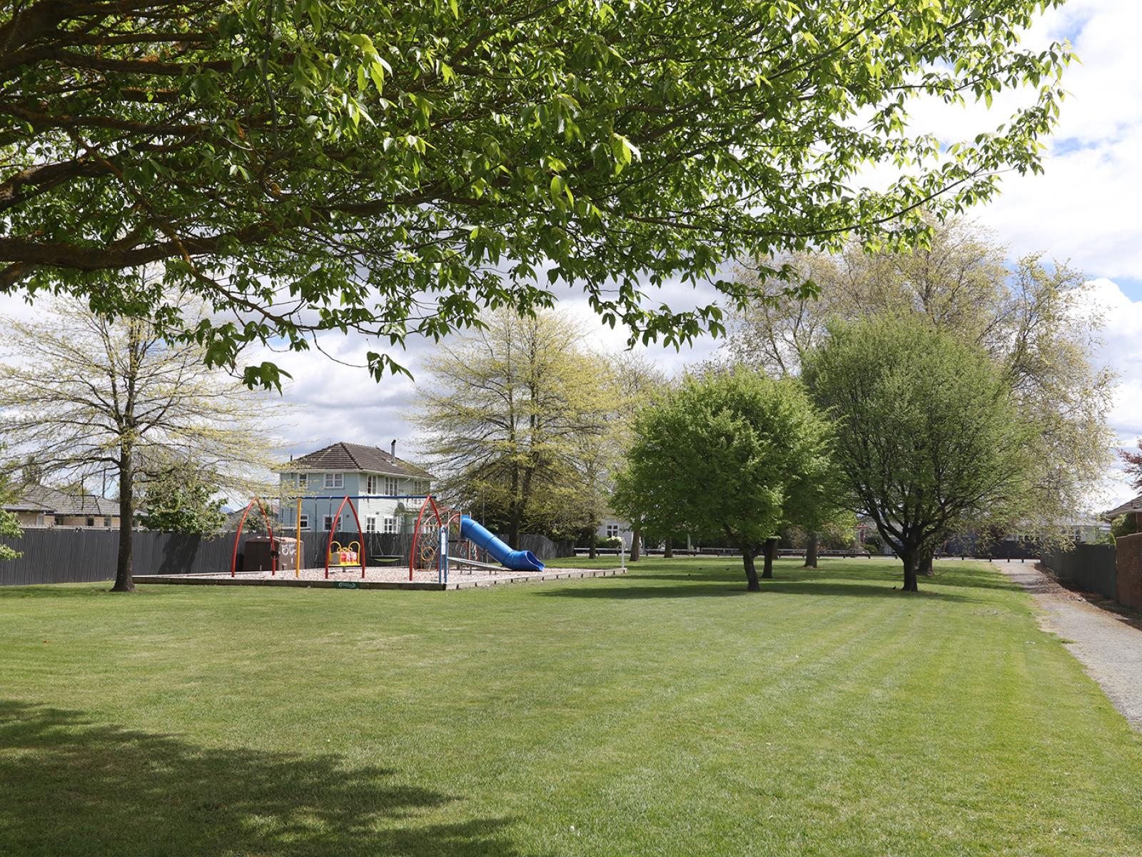 27 Clark Street, Allenton