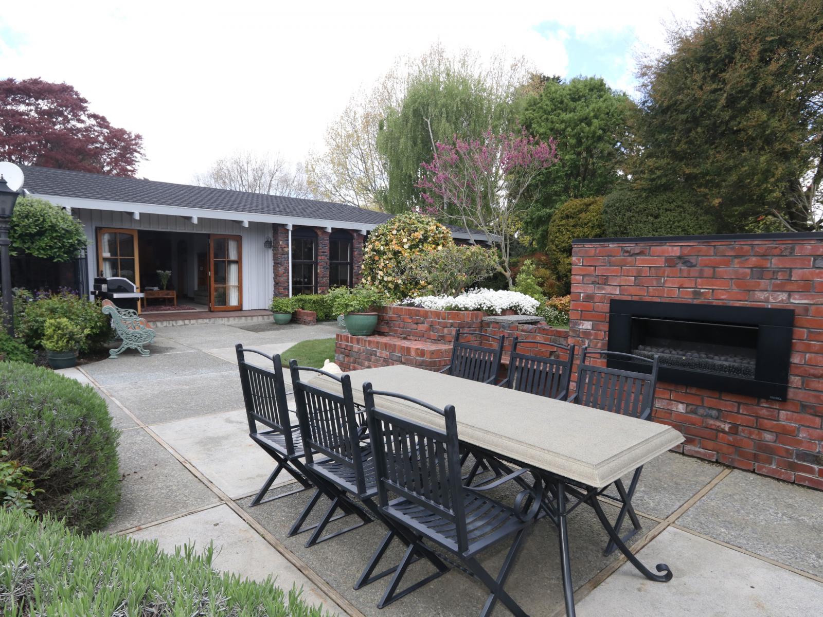 99 Walnut Avenue, Allenton