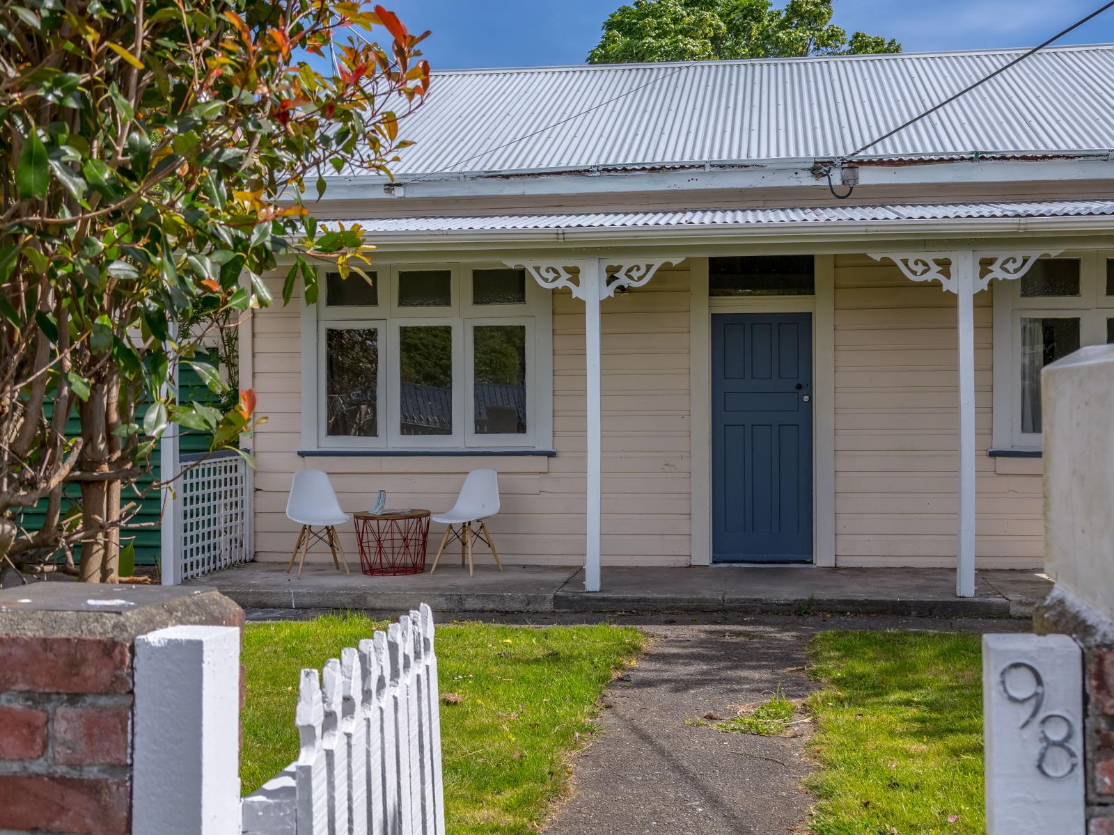 98 Fox Street, Featherston