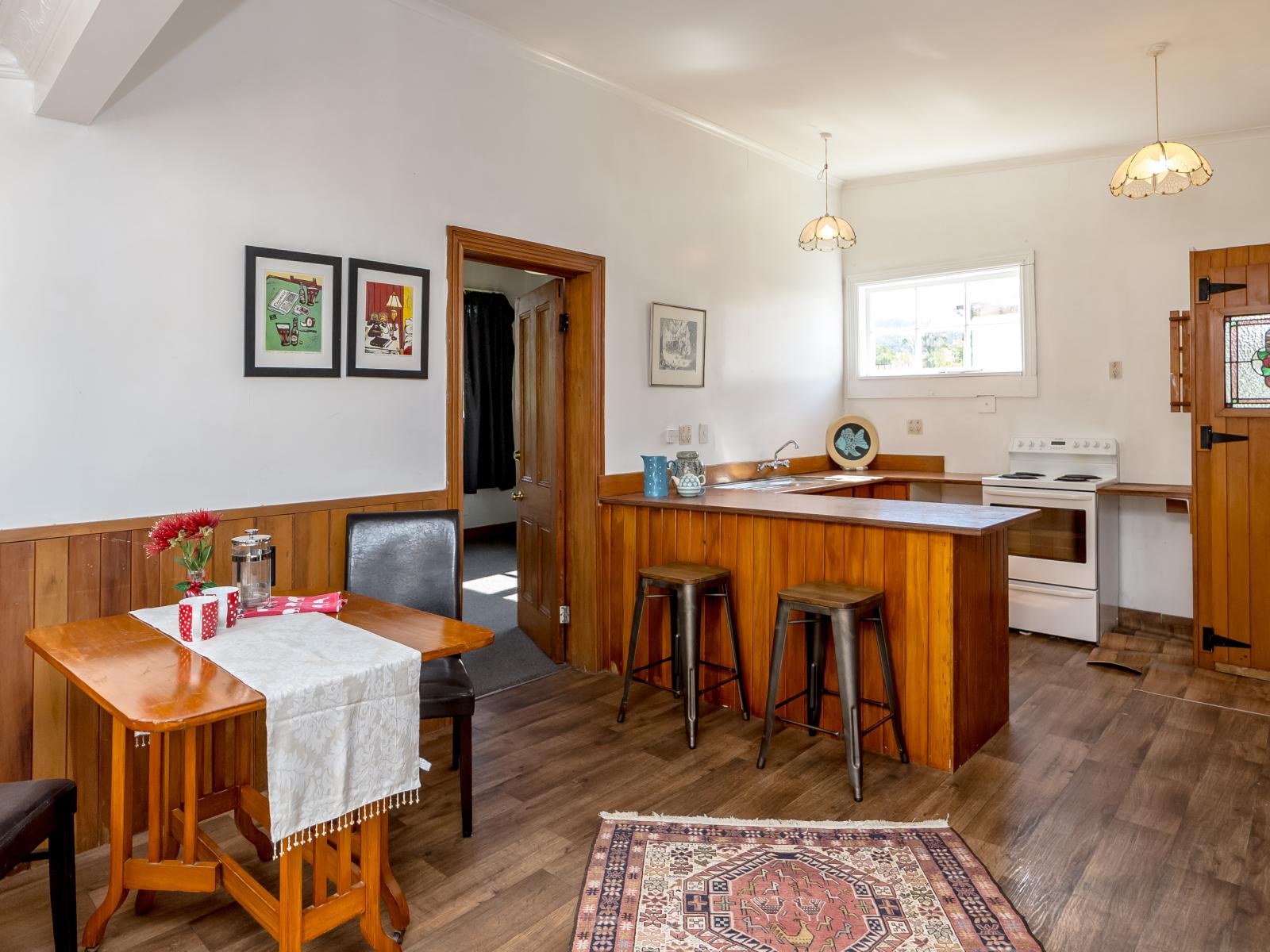 98 Fox Street, Featherston