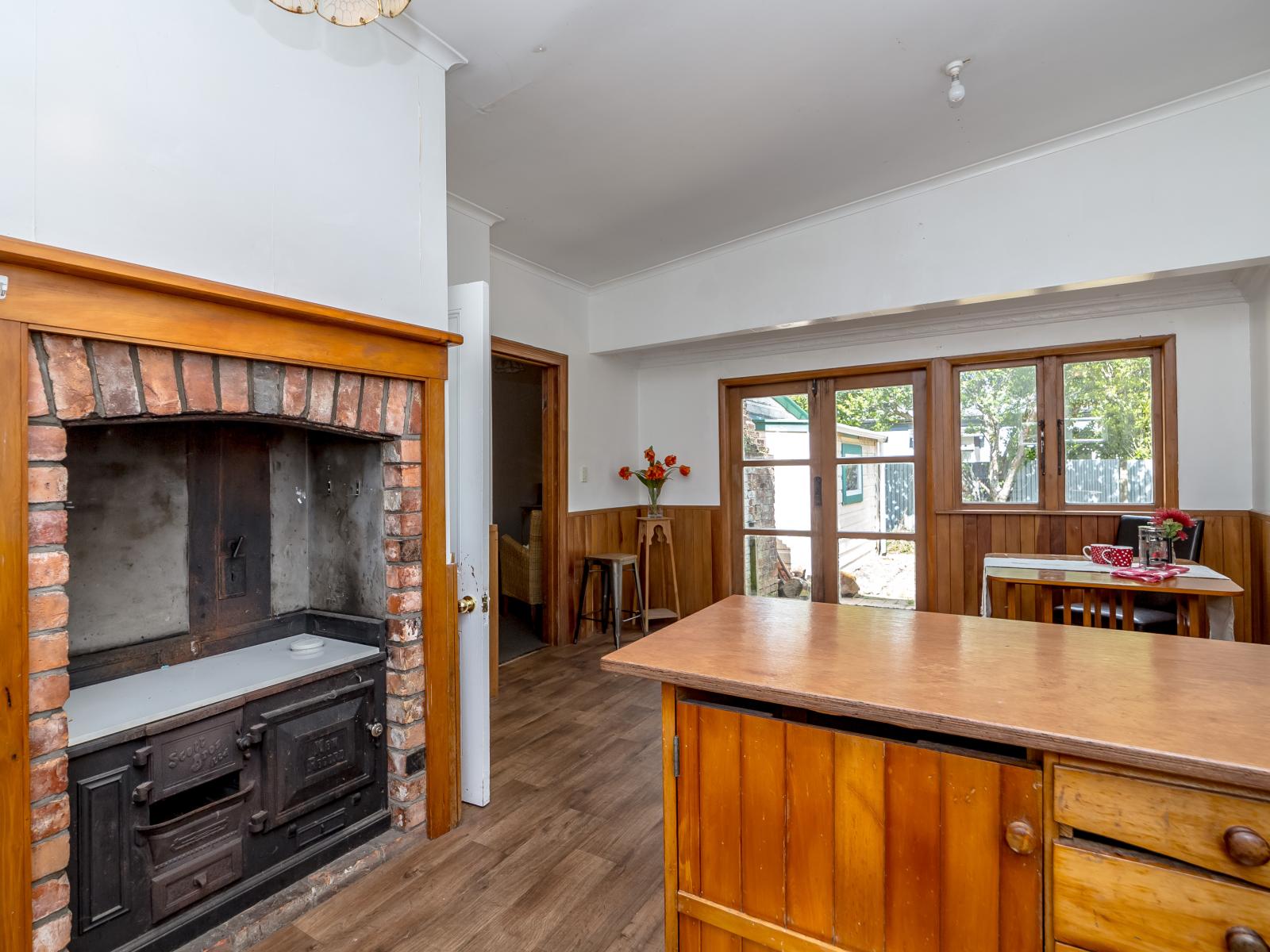 98 Fox Street, Featherston