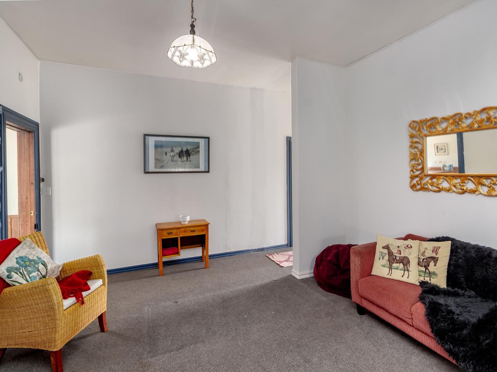 98 Fox Street, Featherston