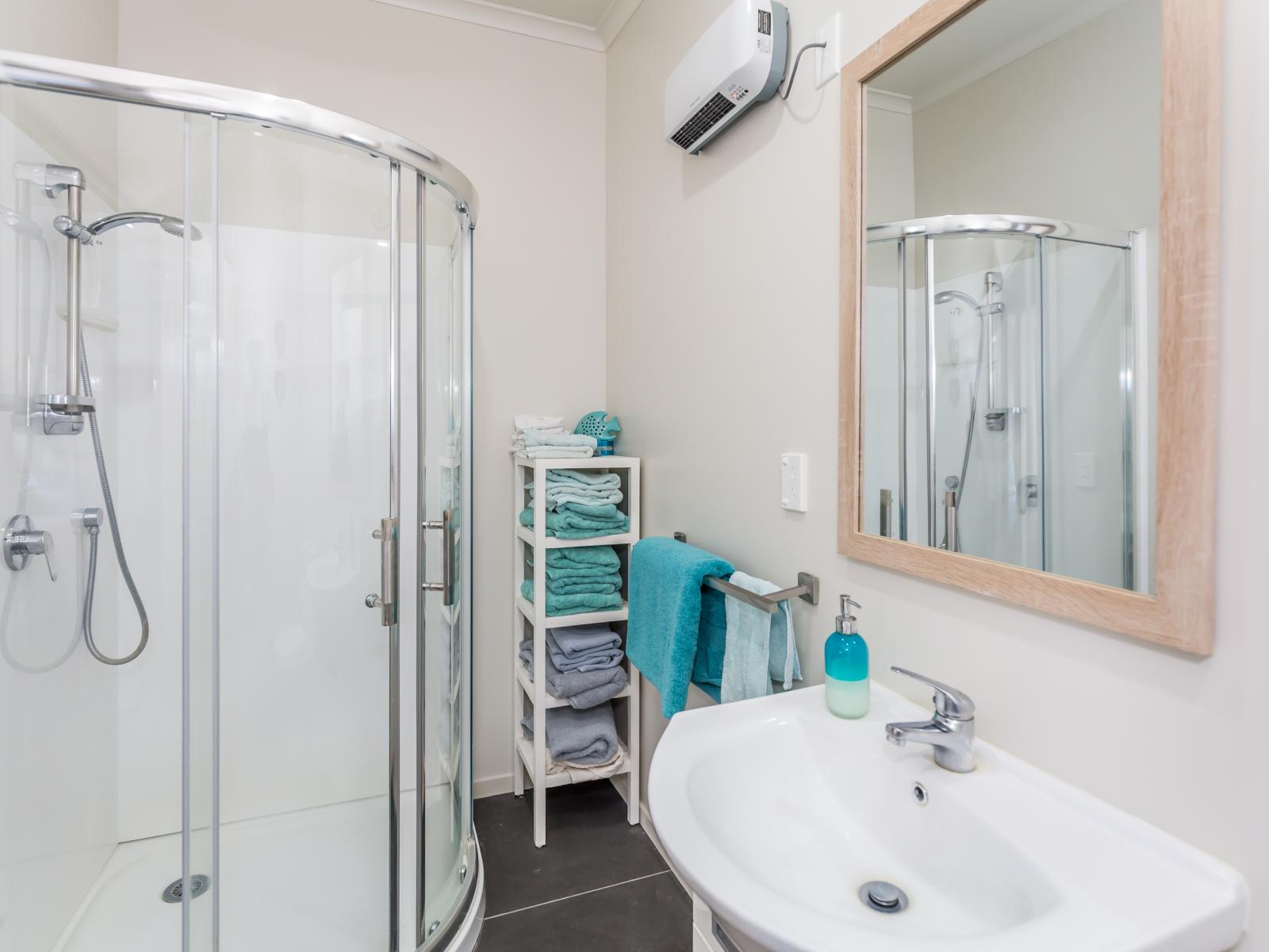 45 Koputara Rd, Himatangi Beach