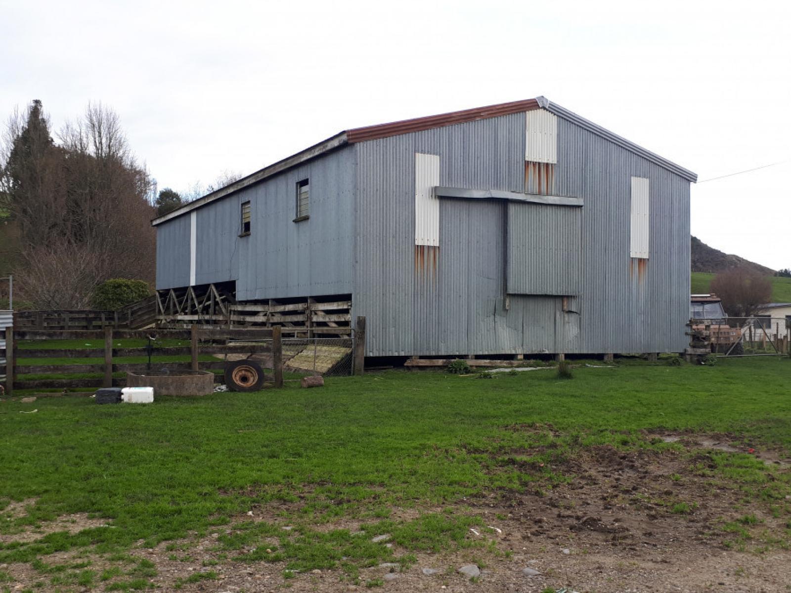 490 Autawa Road, Tarata