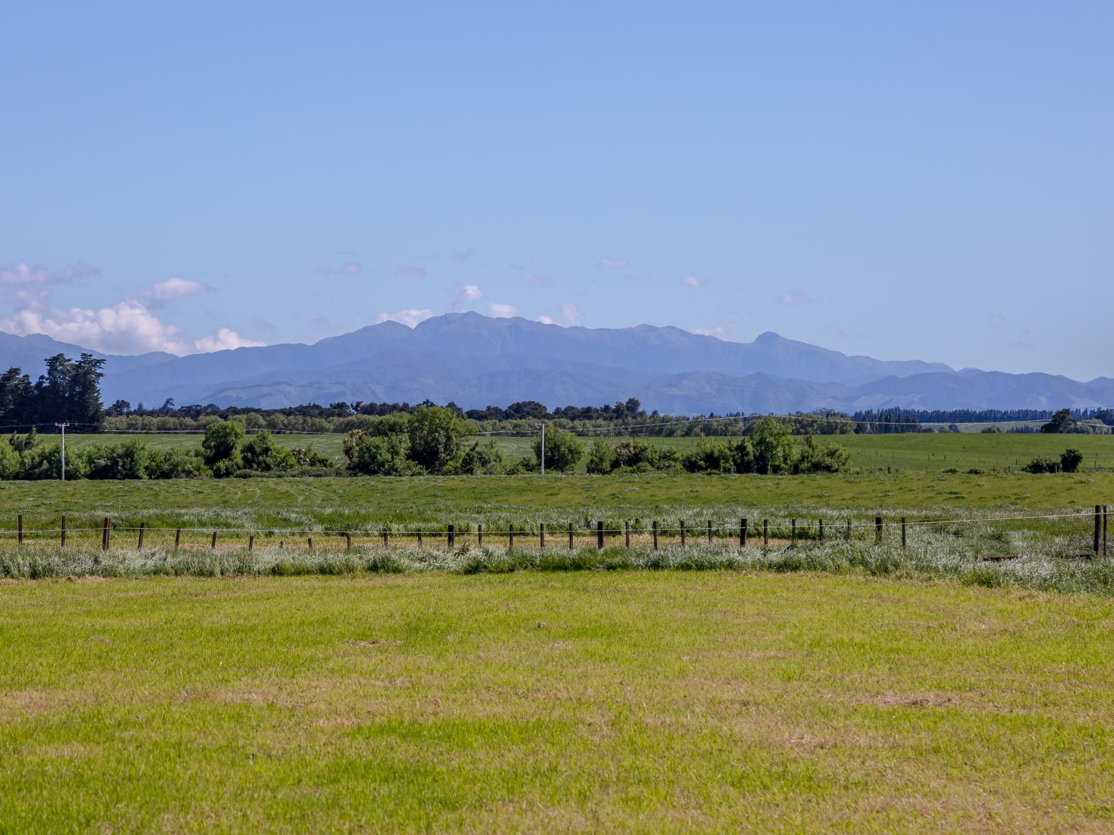 18 Mahaki Road, Martinborough