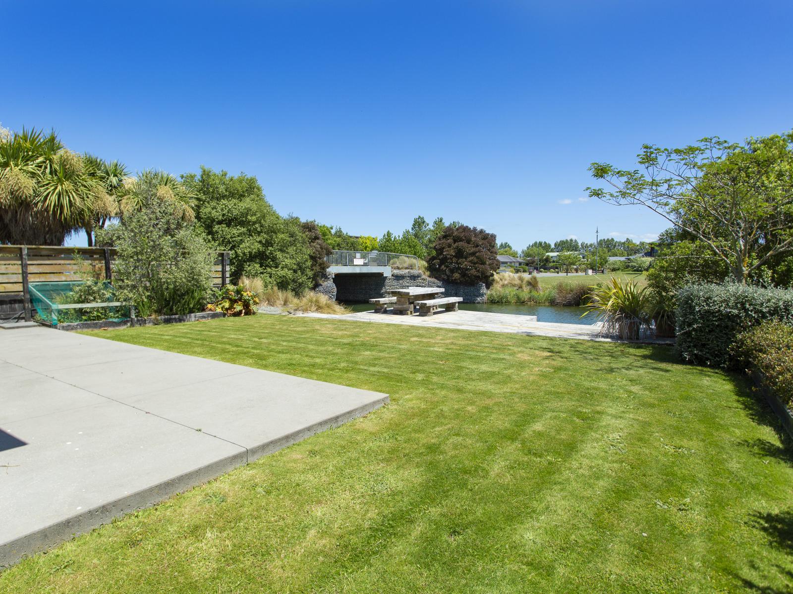 19 Ludlow Drive, Huntingdon